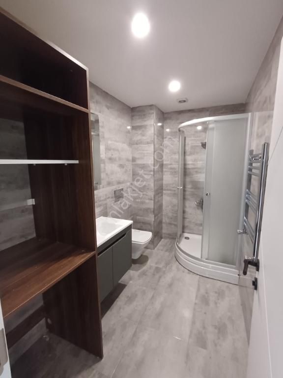 Otuz4| Pendik Blue Garden Sit. E.banyolu Kullanışlı 2+1 Daire - Görsel 4