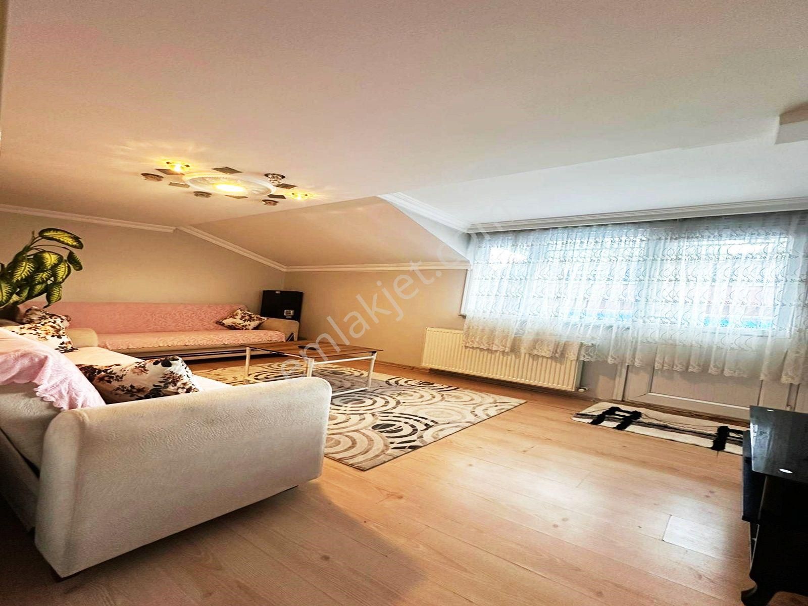 Nes Yapı Gayrimenkul"den Full Eşyalı Kiralık 120 M2 Teras Katı - Görsel 2