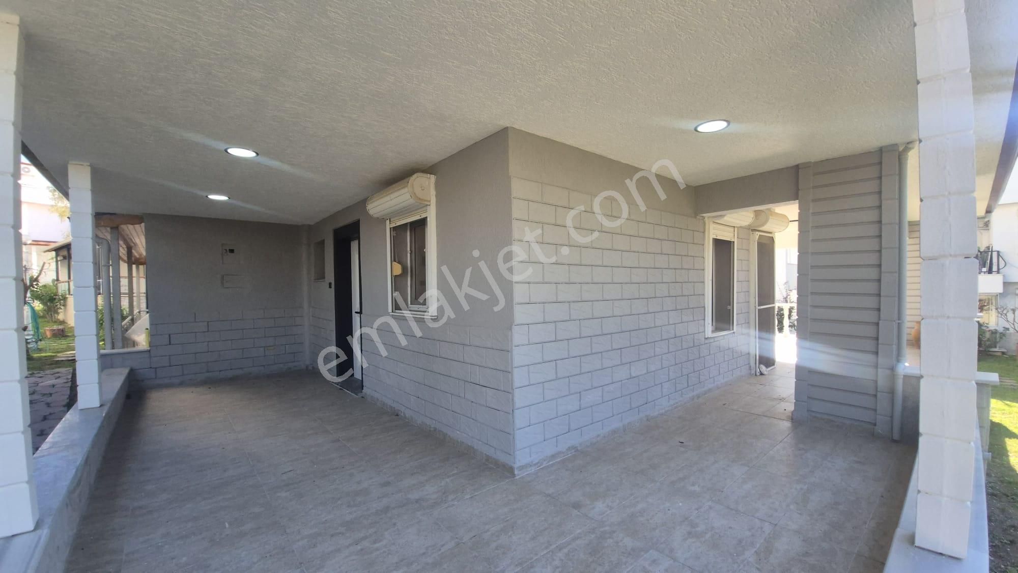 Havuzlu Güvenlikli Sitede 4+1 Müstakil Villa - Görsel 7