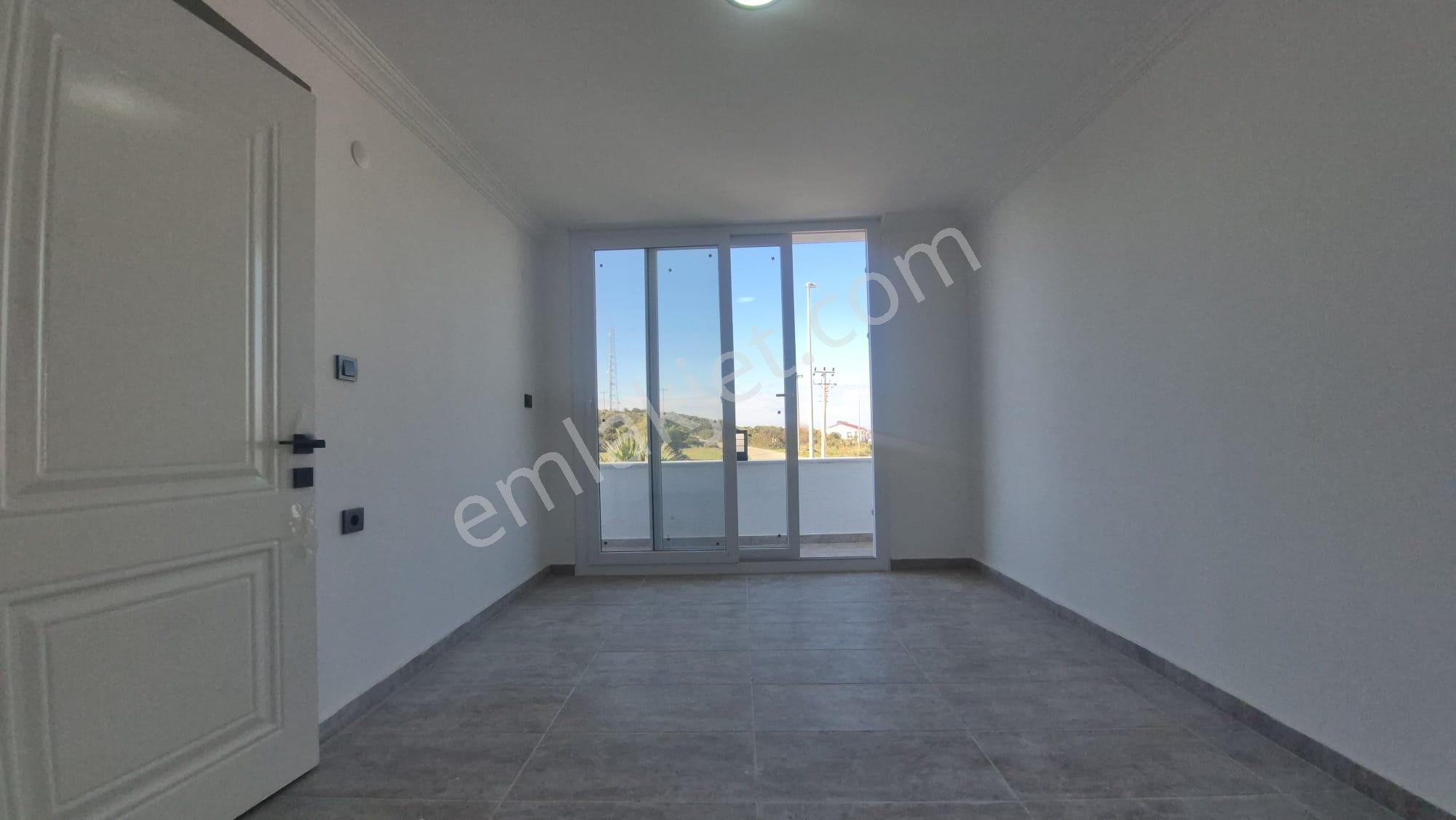 Havuzlu Güvenlikli Sitede 4+1 Müstakil Villa - Görsel 29