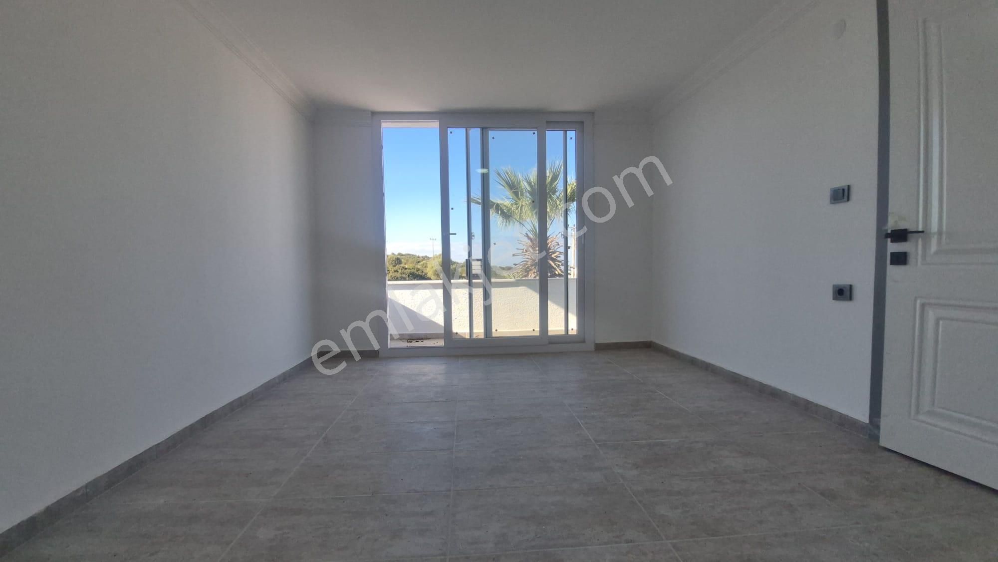 Havuzlu Güvenlikli Sitede 4+1 Müstakil Villa - Görsel 22