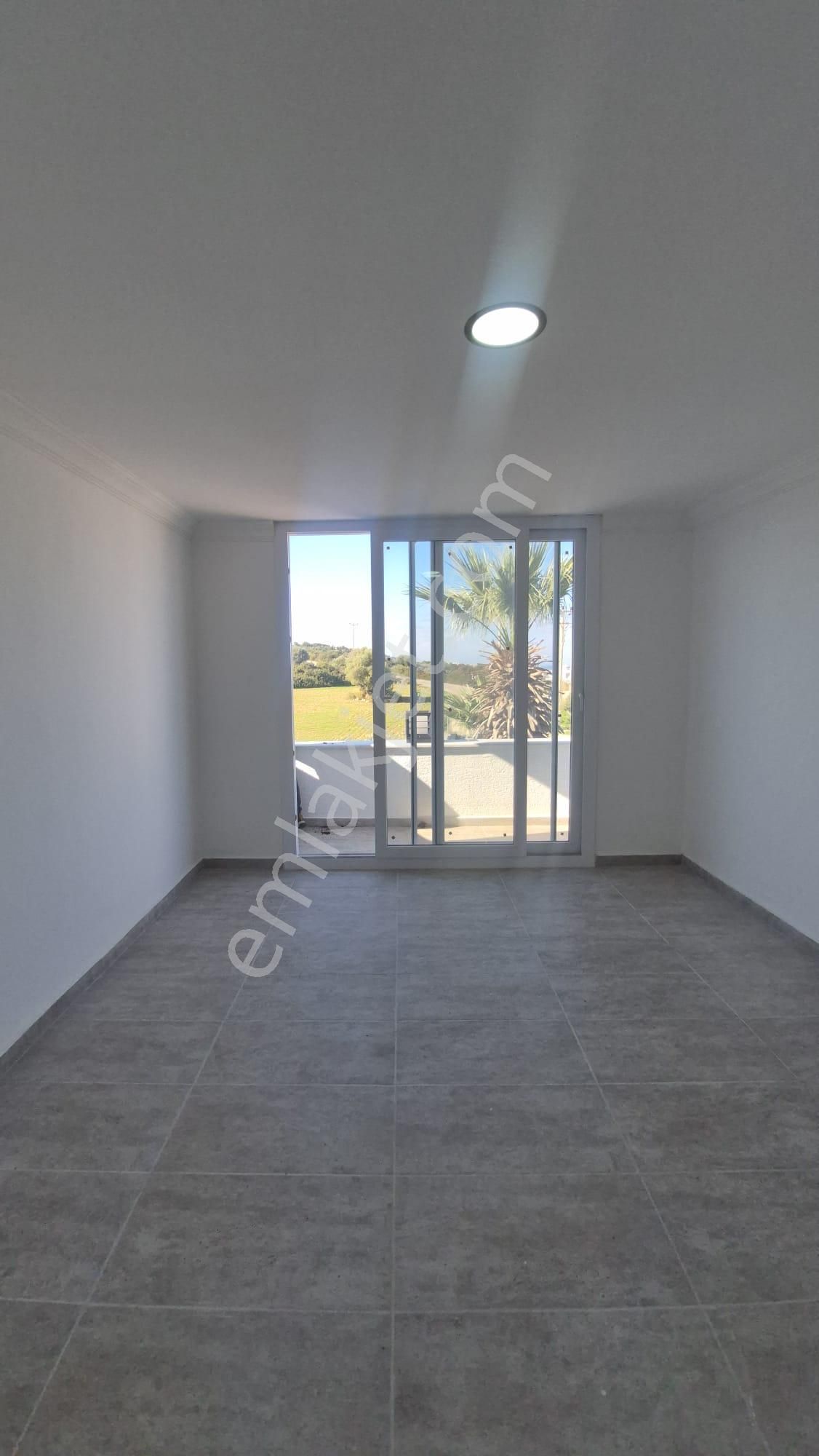 Havuzlu Güvenlikli Sitede 4+1 Müstakil Villa - Görsel 24