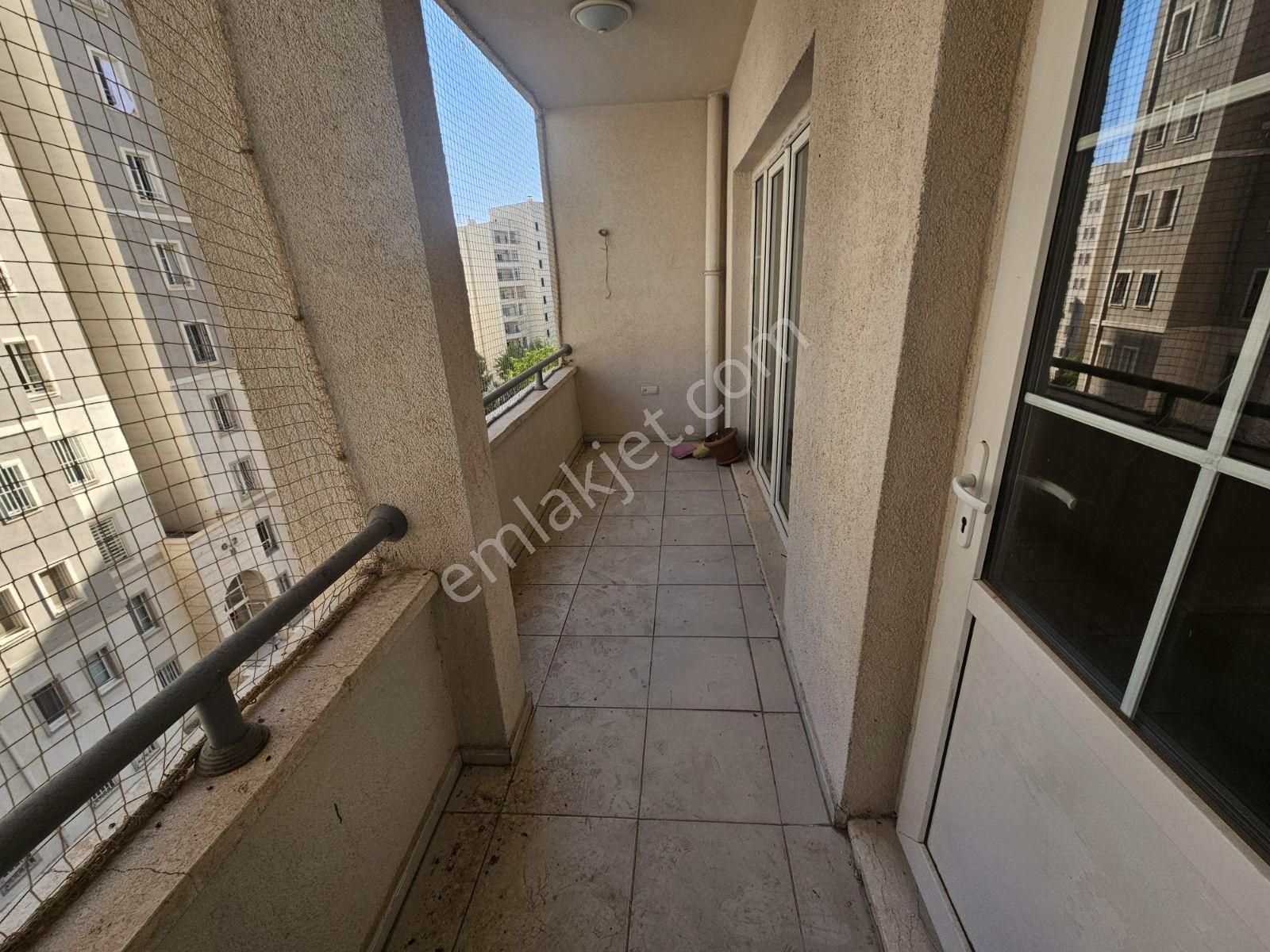 Geylani Emlaktan Köşe Başı Kiralık Daire 4.kat - Görsel 4