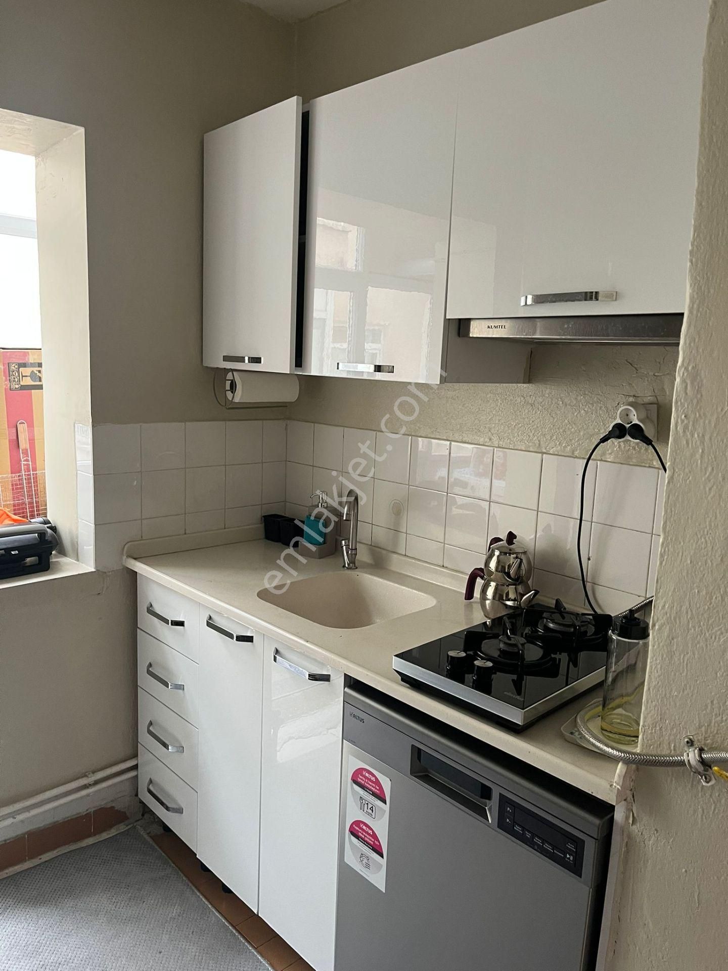 Demetevler Metrosuna Çok Yakın Asansörlü Binada 2+1 5.kat Kiralık Daire - Görsel 5