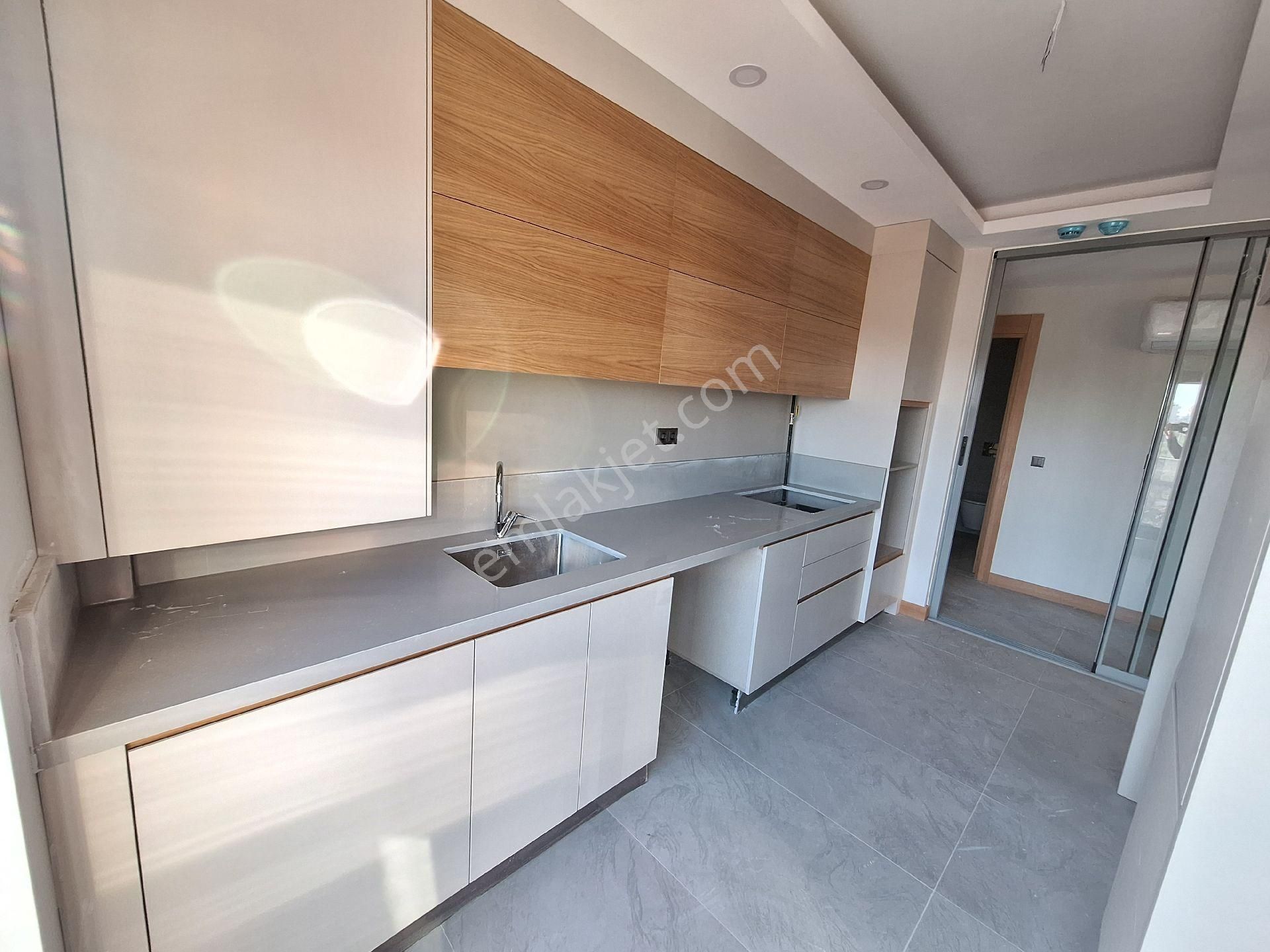 Konyaaltı Uncalı Mahhallesinde Havuzlu Güvenlikli Yeni Binada Doğalgazlı 2+1 Daire - Görsel 16