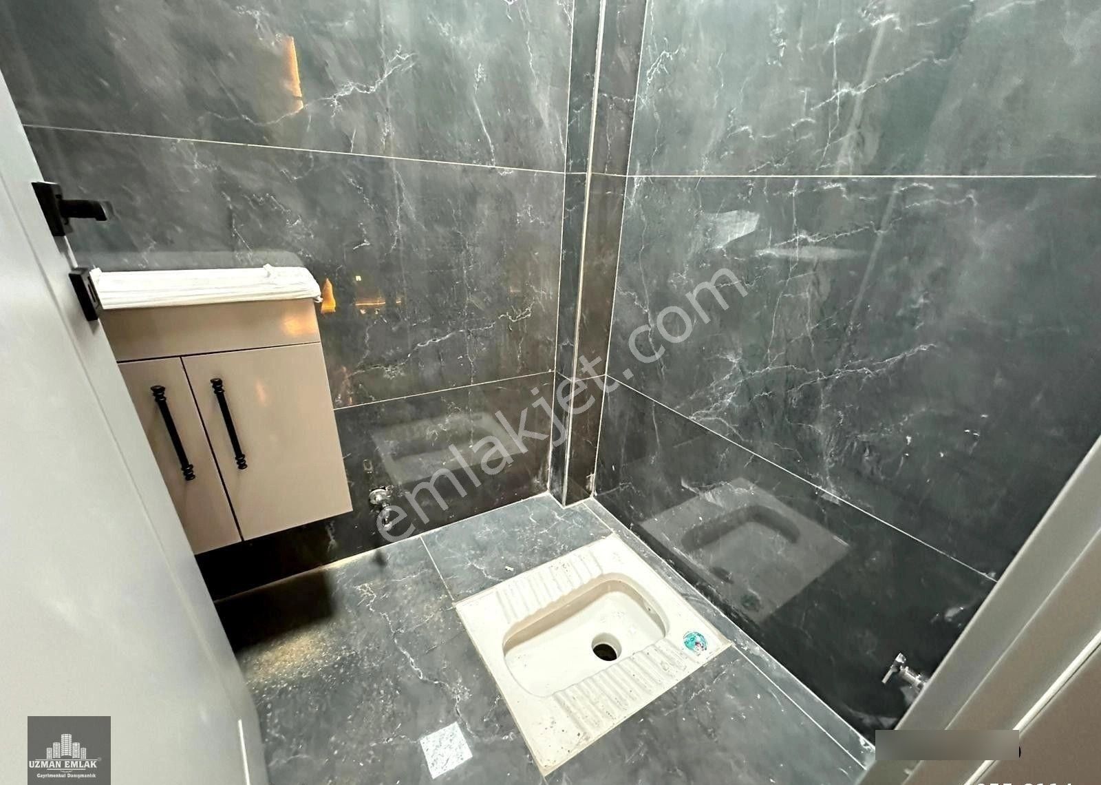 Uzman Emlak'dan Kıvrımlı Sokak'da Ultralüx Yapılı Bağımsız Yüksek Giriş 2+1 Daire - Görsel 27