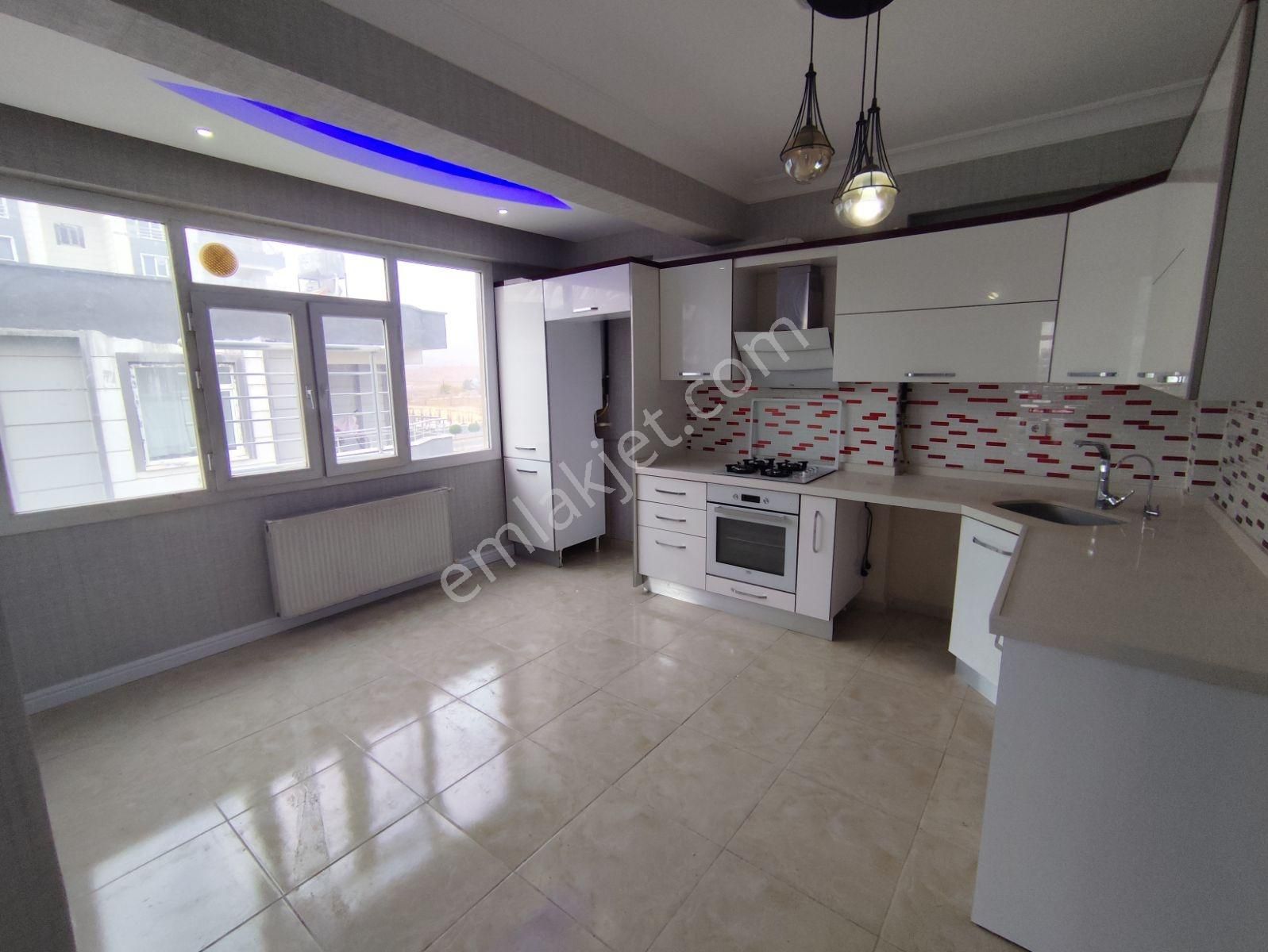 Karaköprü Atakent Diyarbakır Yoluna Yakın Konum 4+1 - Görsel 11