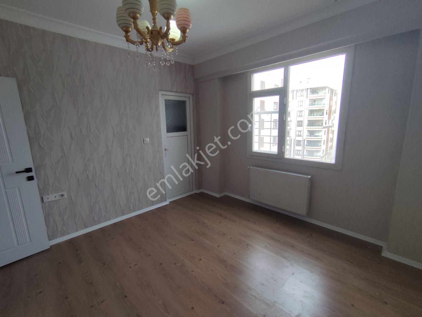 Karaköprü Atakent Diyarbakır Yoluna Yakın Konum 4+1 - Görsel 15