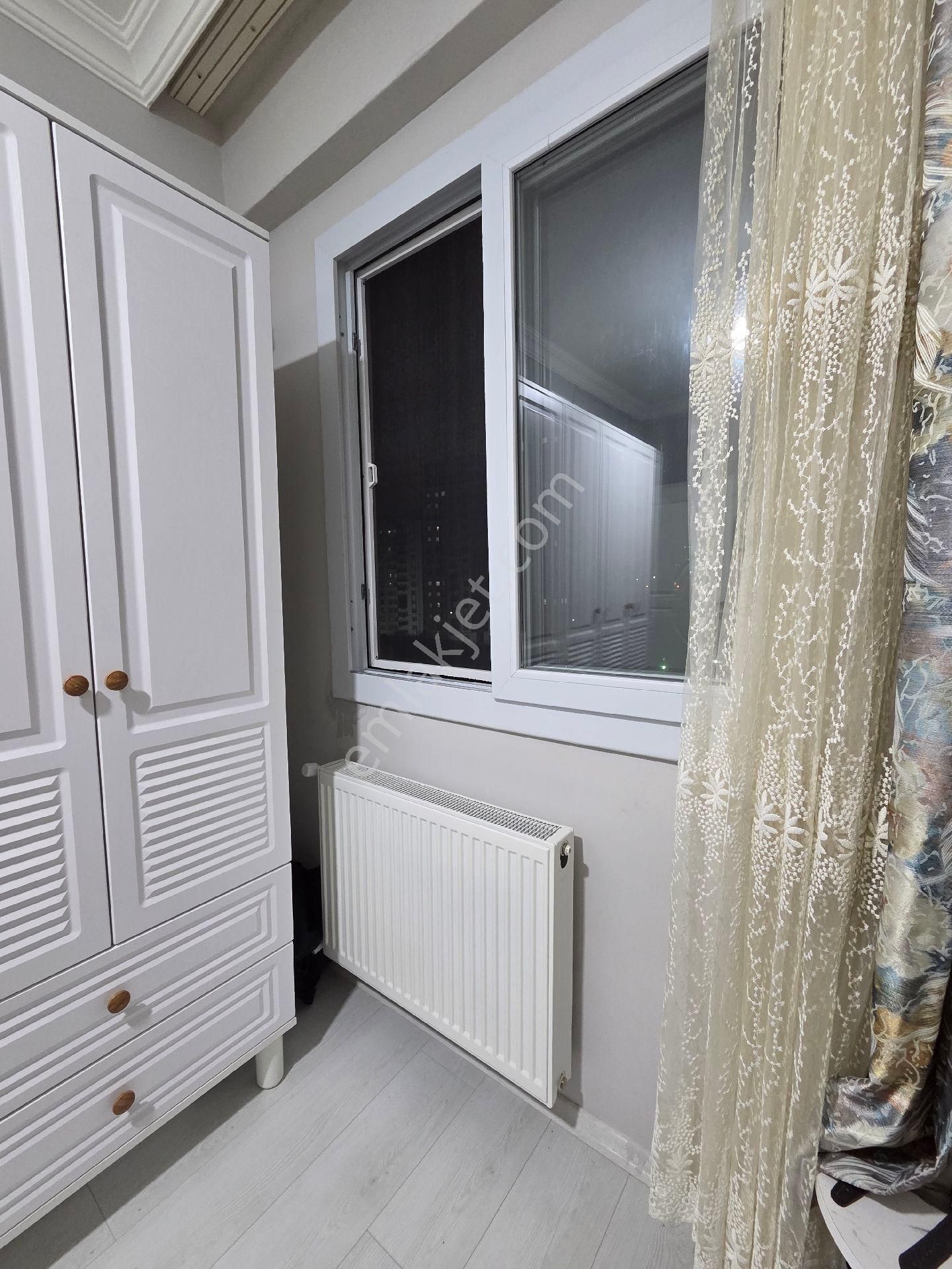 Ay Gayrimenkul'den Osmangazi'de 1+1 Extralı Satılık Daire - Görsel 12