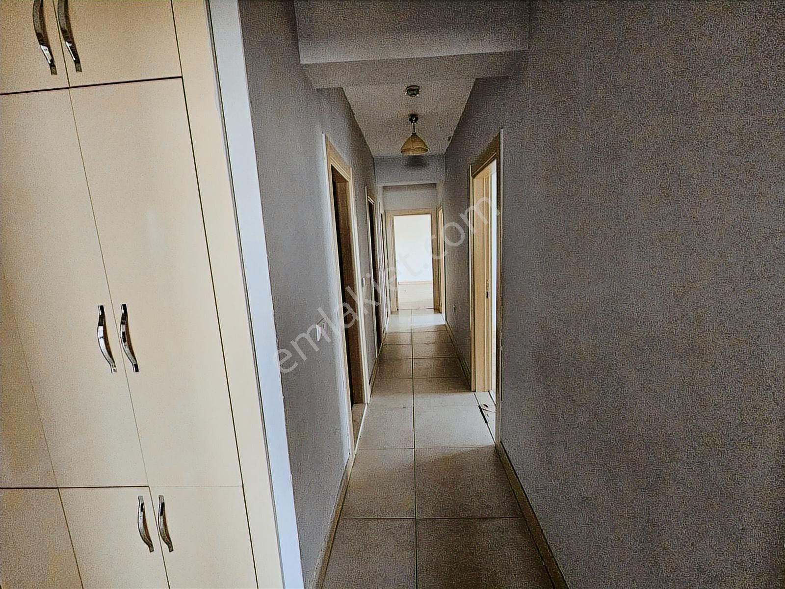 Geylani Emlaktan Son Toki Dairesi 170m2 3+1 Kiralık Daire - Görsel 9