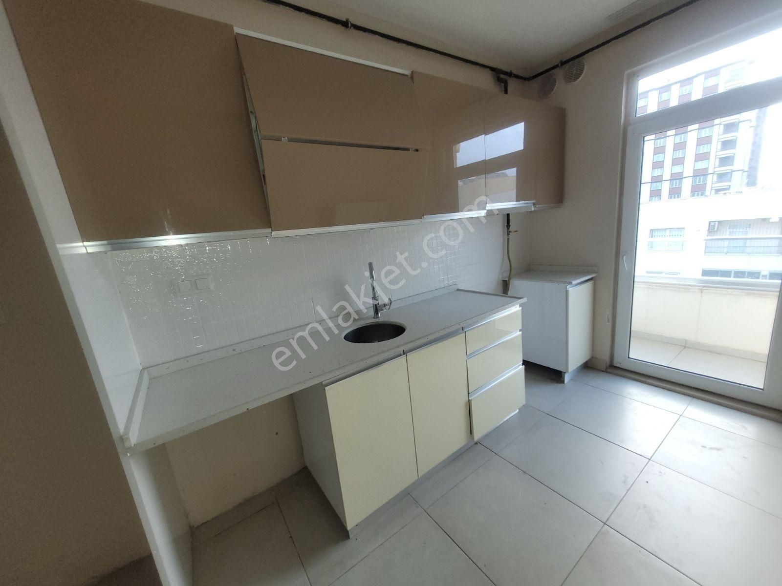 Geylani Emlaktan Son Toki Dairesi 170m2 3+1 Kiralık Daire - Görsel 4