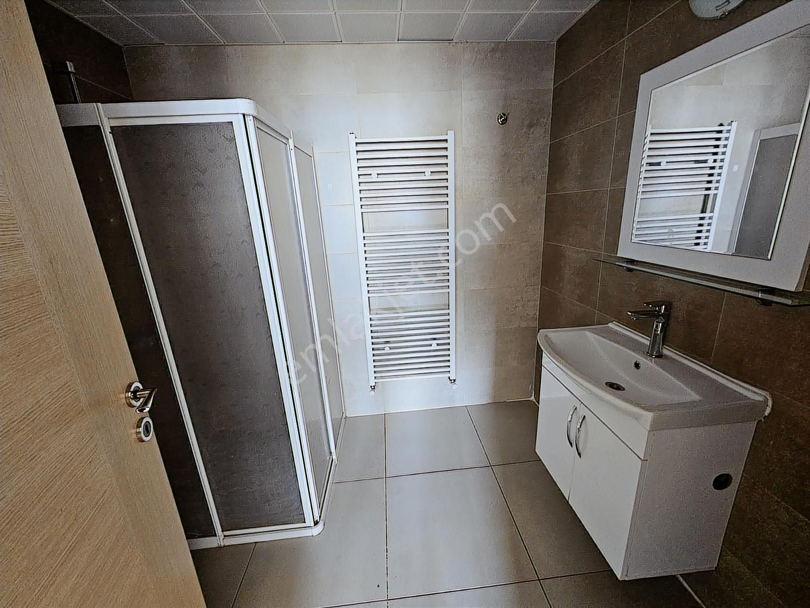 Geylani Emlaktan Son Toki Dairesi 170m2 3+1 Kiralık Daire - Görsel 13