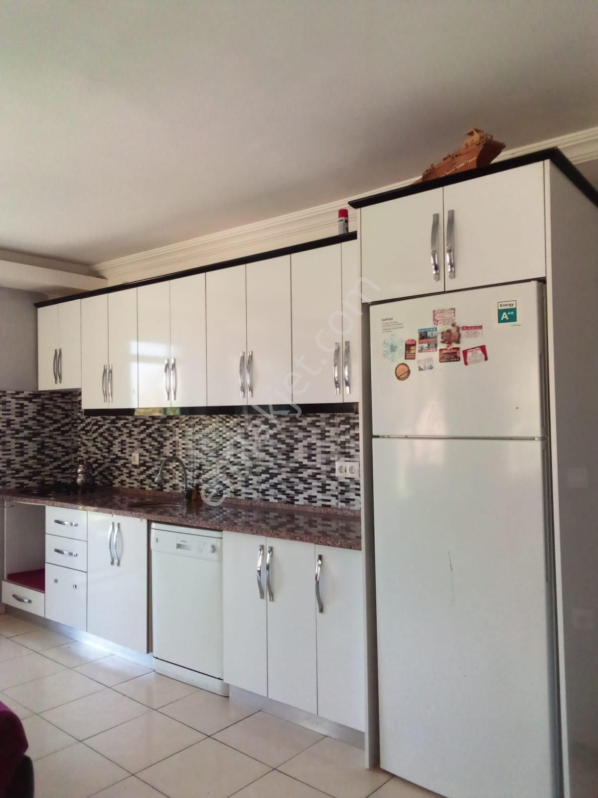 Taşyaka Keloğlu Boğazı Kiralık Eşyalı 1+1 - Görsel 10