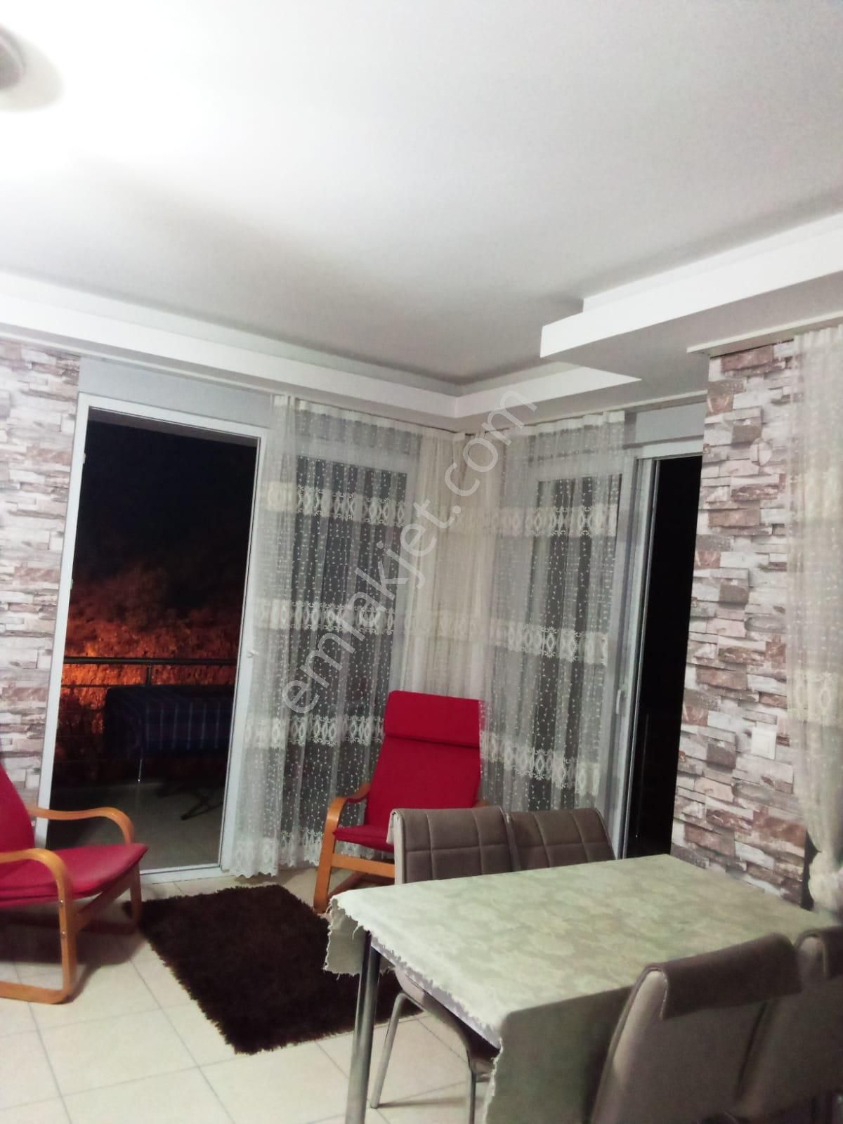 Taşyaka Keloğlu Boğazı Kiralık Eşyalı 1+1 - Görsel 4