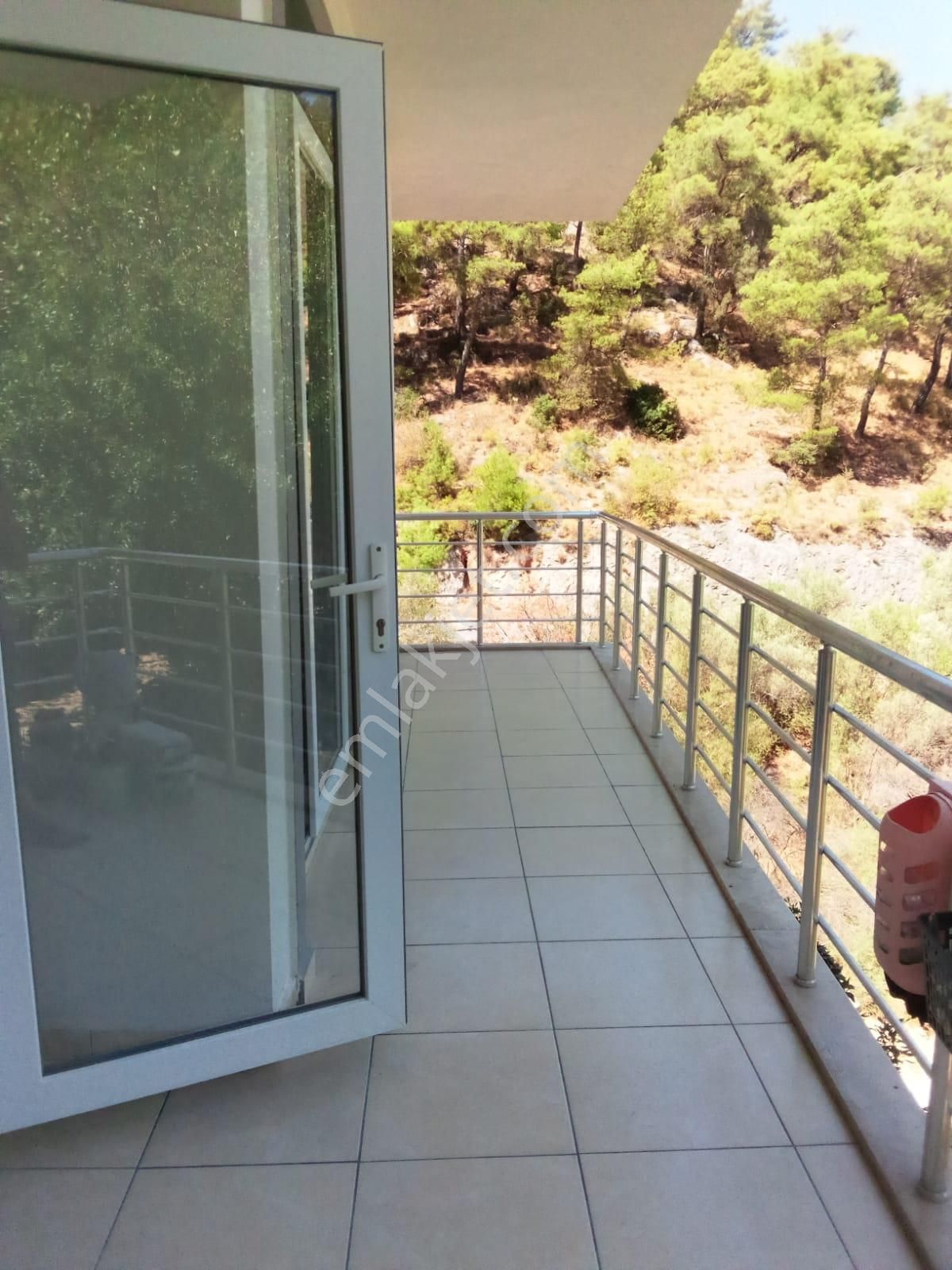 Taşyaka Keloğlu Boğazı Kiralık Eşyalı 1+1 - Görsel 11