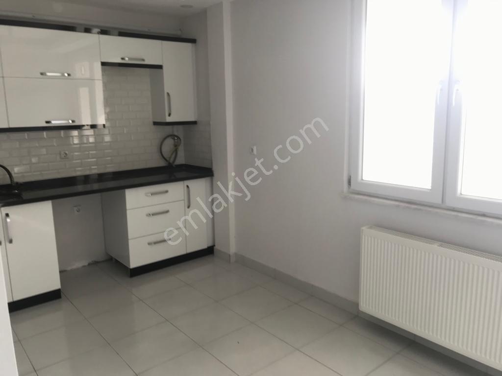 Görgülü Emlaktan Satılık 3 Katlı Bina - Görsel 28