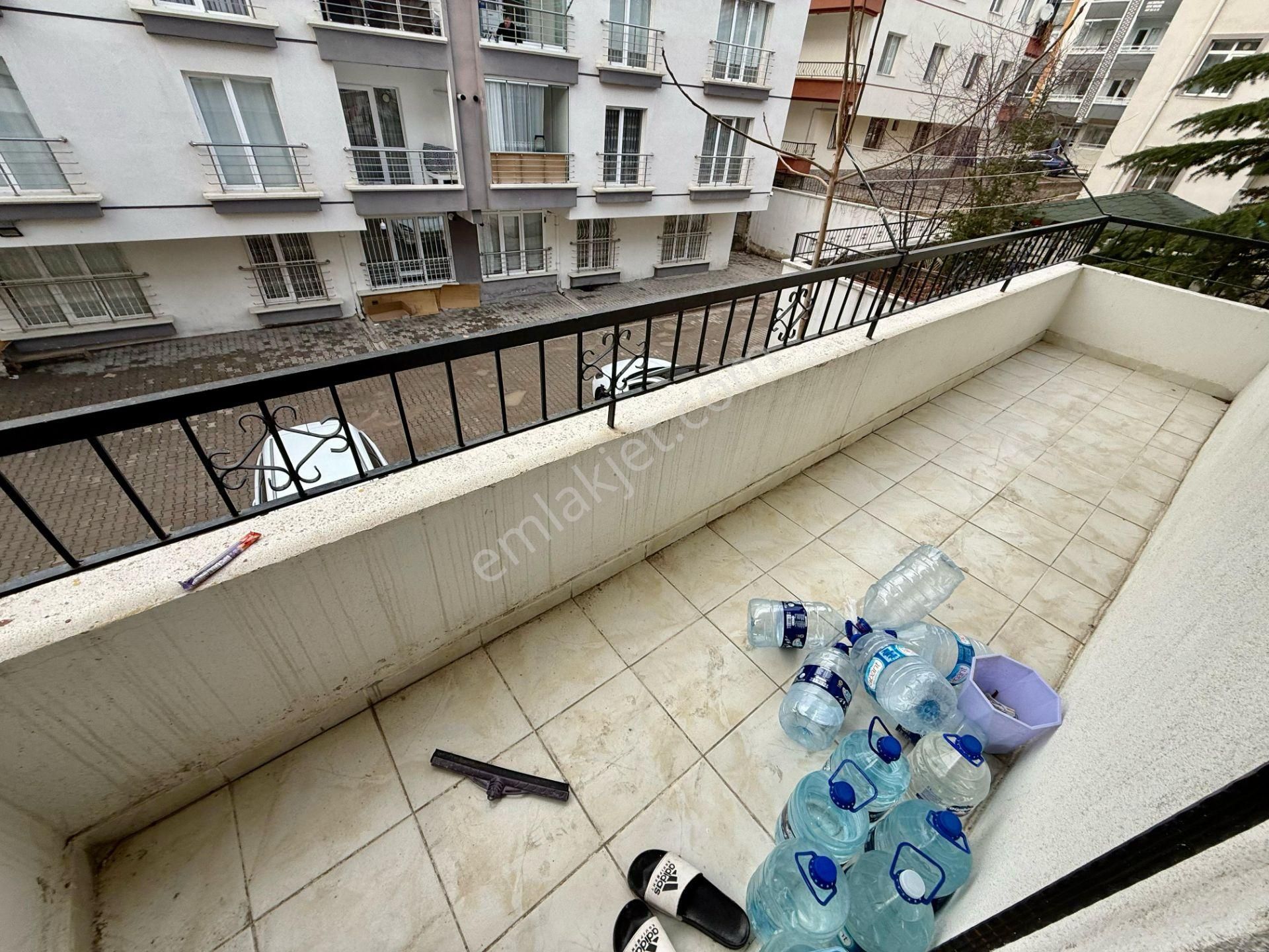 Ufuk Kılıç Emlak'tan Acilll Merkezde 3+1 Ara Kat Daire - Görsel 11