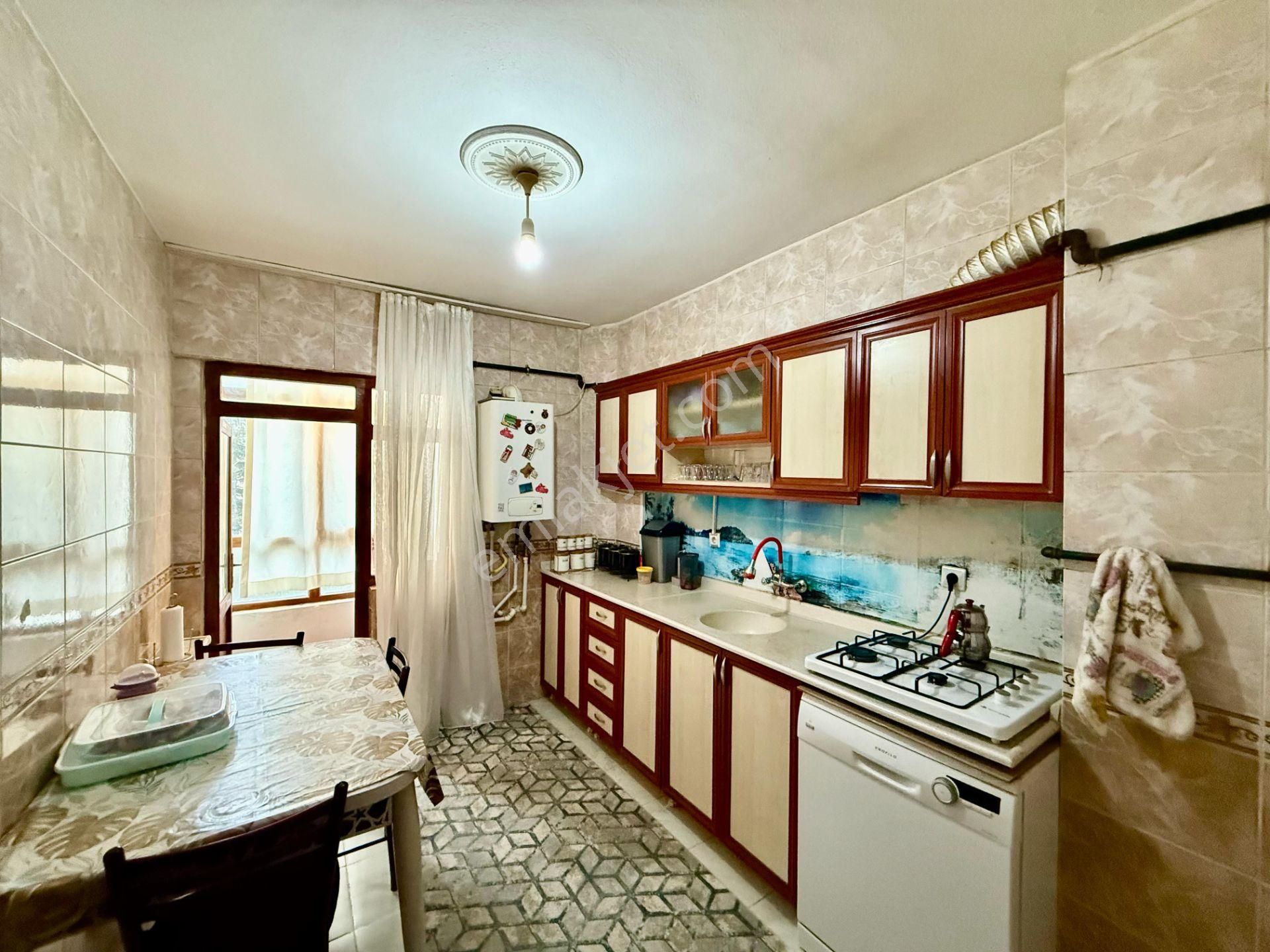 Ufuk Kılıç Emlak'tan Acilll Merkezde 3+1 Ara Kat Daire