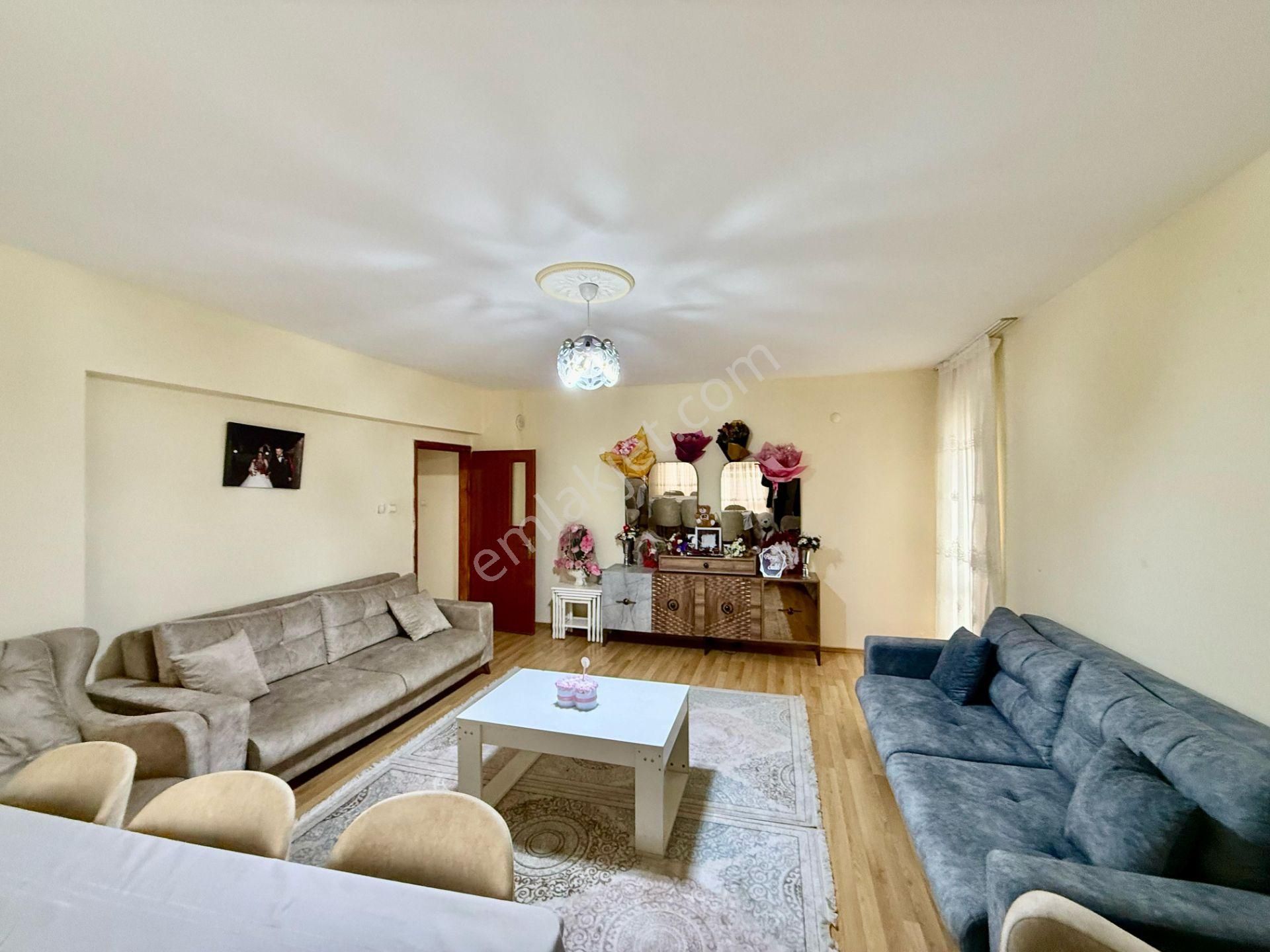 Ufuk Kılıç Emlak'tan Acilll Merkezde 3+1 Ara Kat Daire - Görsel 7