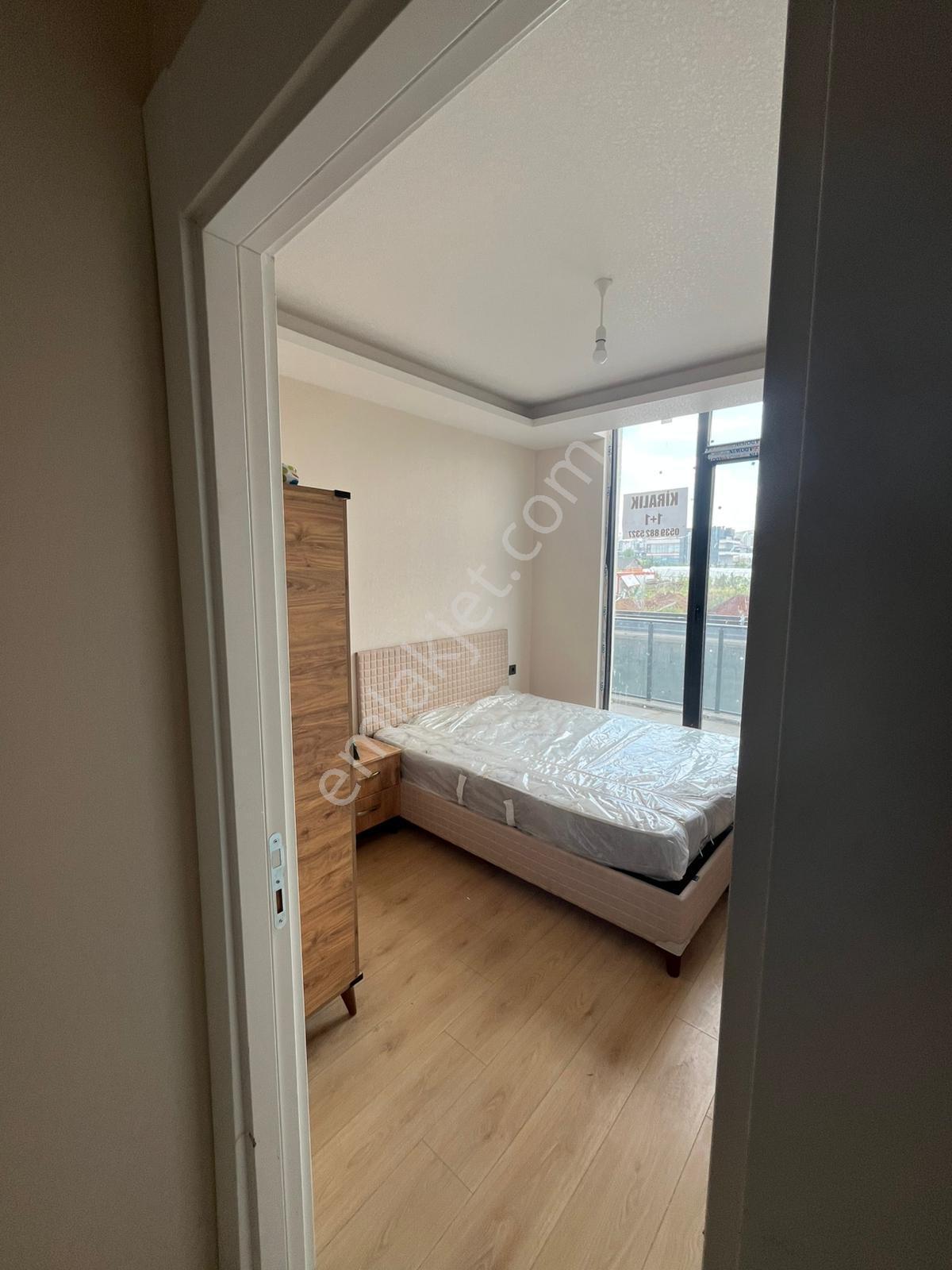 Yeni Bağlıcada Full Eşyalı 1+1 Kiralık Daire - Görsel 9