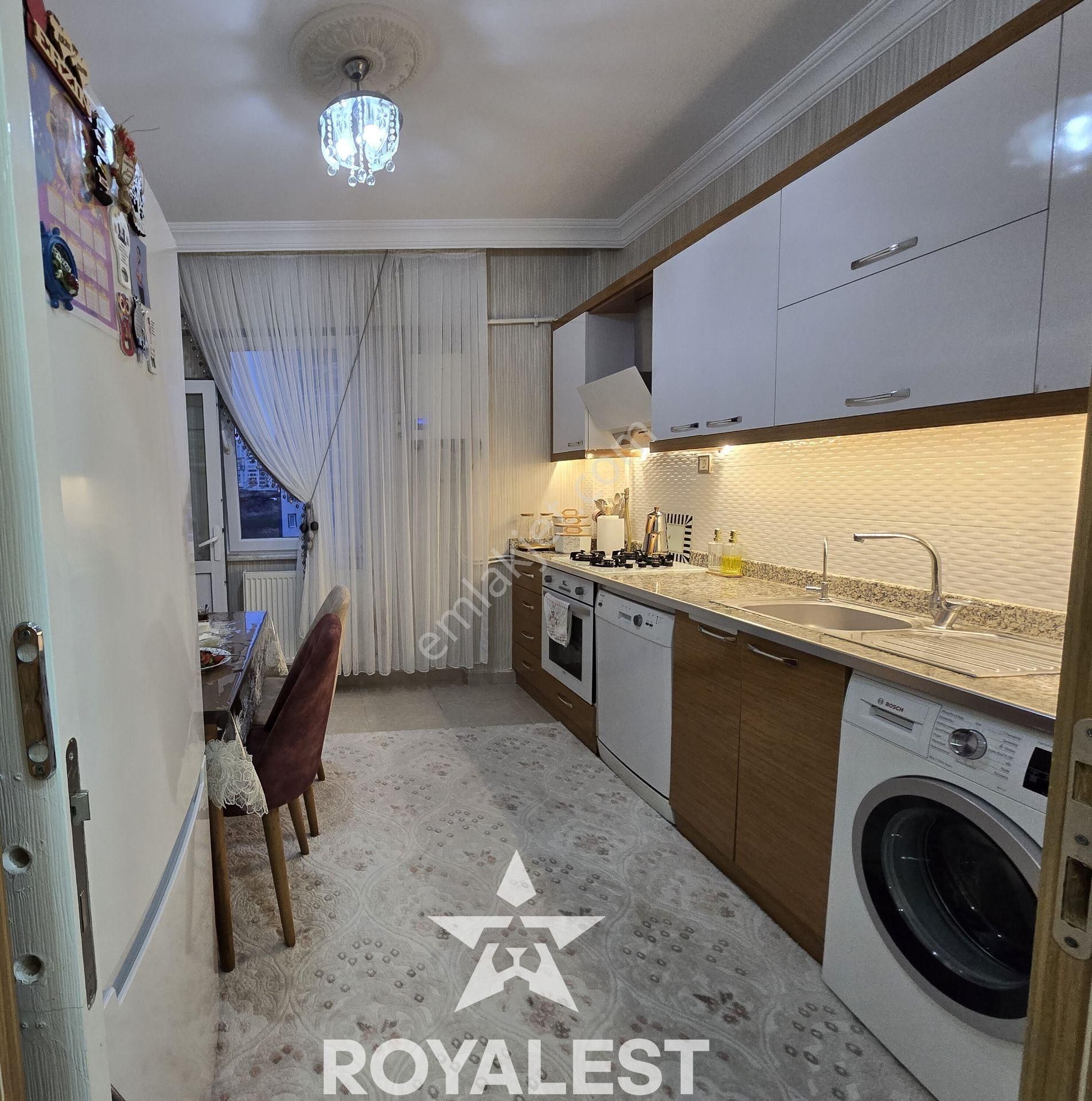 Royalest'ten Siteiçi İskanlı 2 Cam Balkonlu Full Yaplı Geniş 2+1 - Görsel 3
