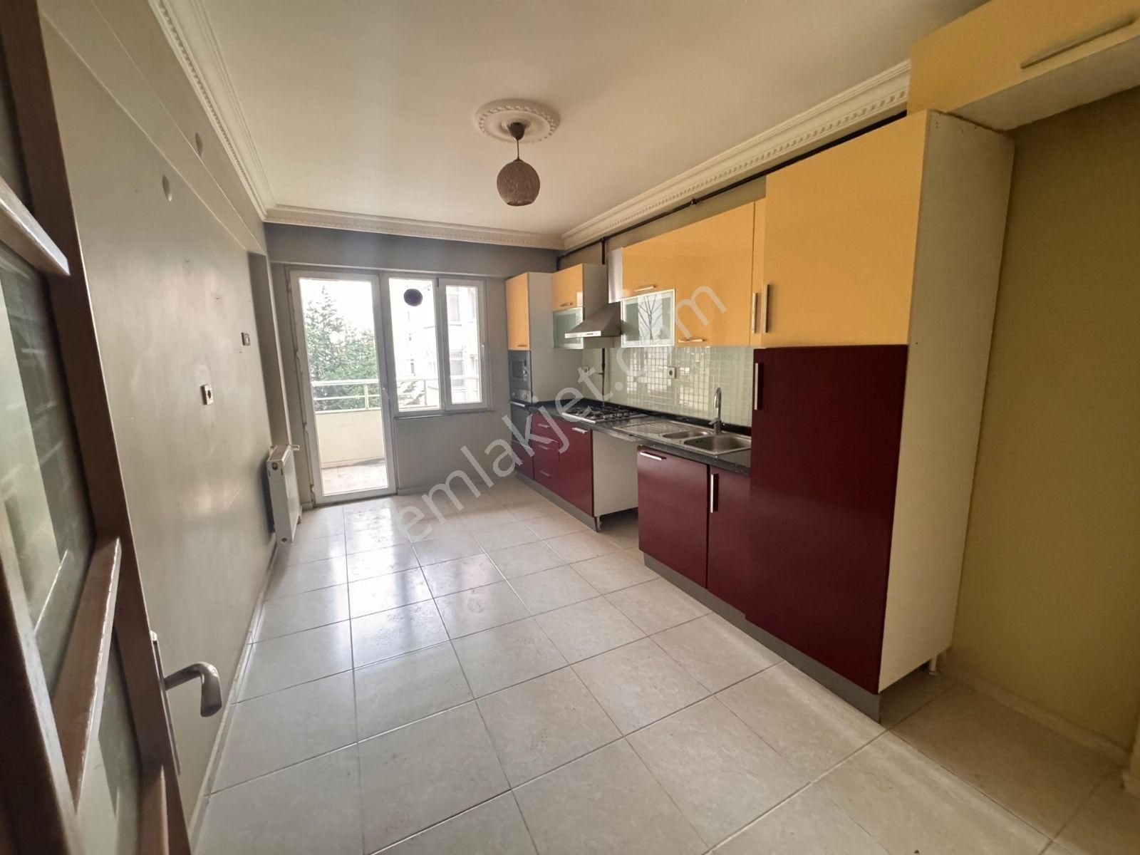 Kazımiye'de Site İçinde Satılık Masrafsız Geniş Ara Kat 3+1 - Görsel 13