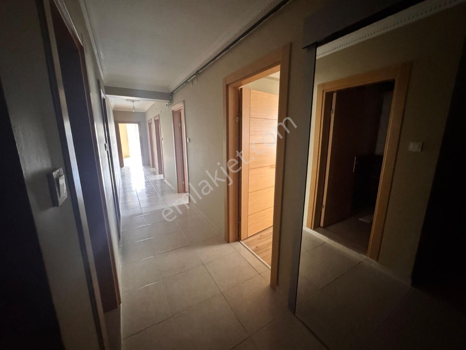 Kazımiye'de Site İçinde Satılık Masrafsız Geniş Ara Kat 3+1 - Görsel 23