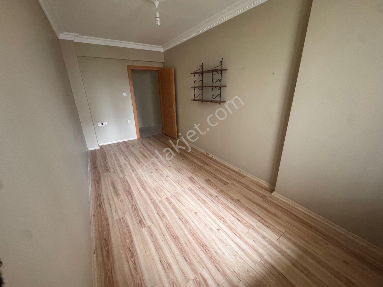 Kazımiye'de Site İçinde Satılık Masrafsız Geniş Ara Kat 3+1 - Görsel 17