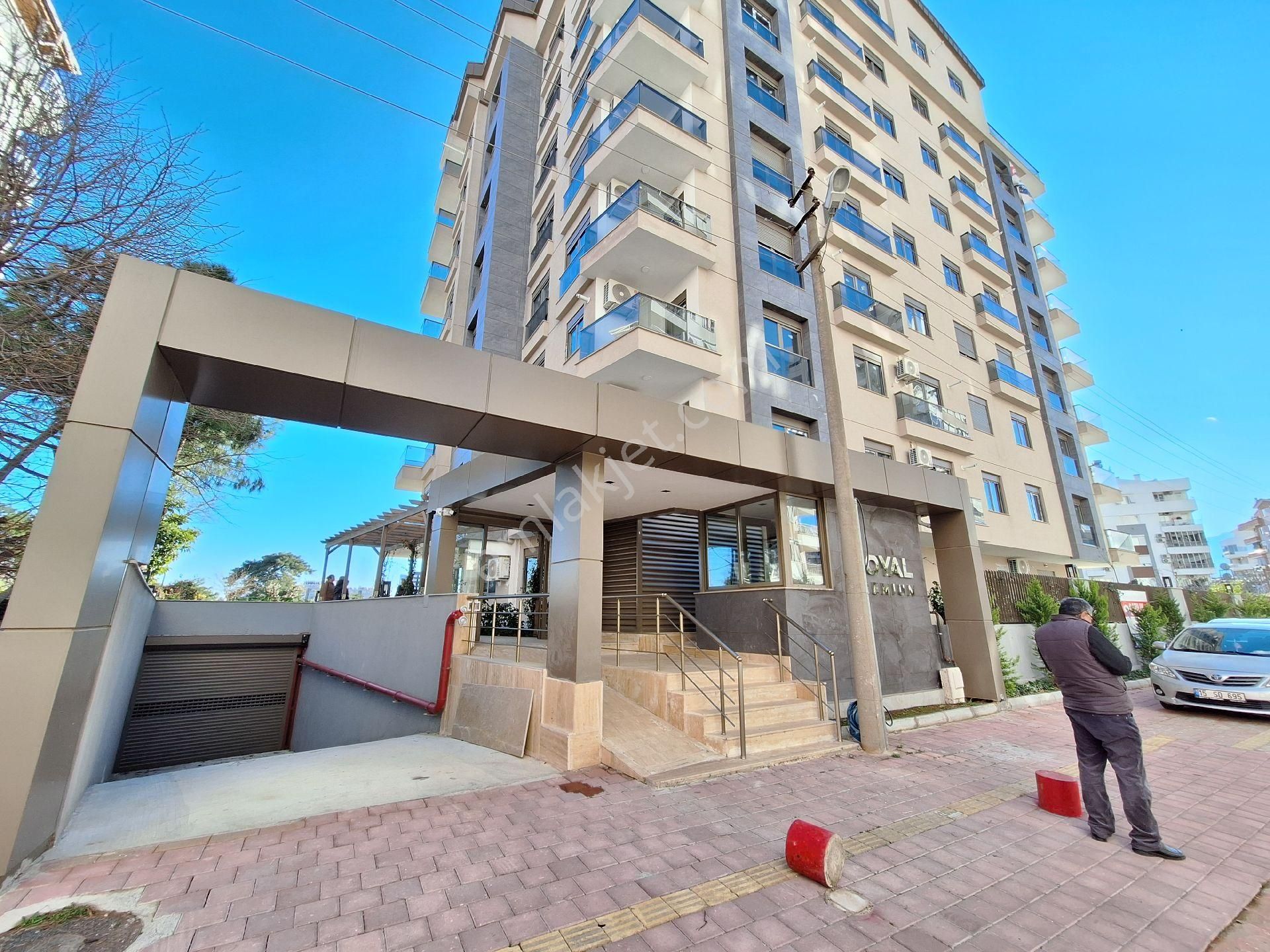 Konyaaltı Uncalı Mahallesinde Havuzlu Güvenlikli Yeni Binada Doğalgaz Kombili 2+1 Daire - Görsel 2