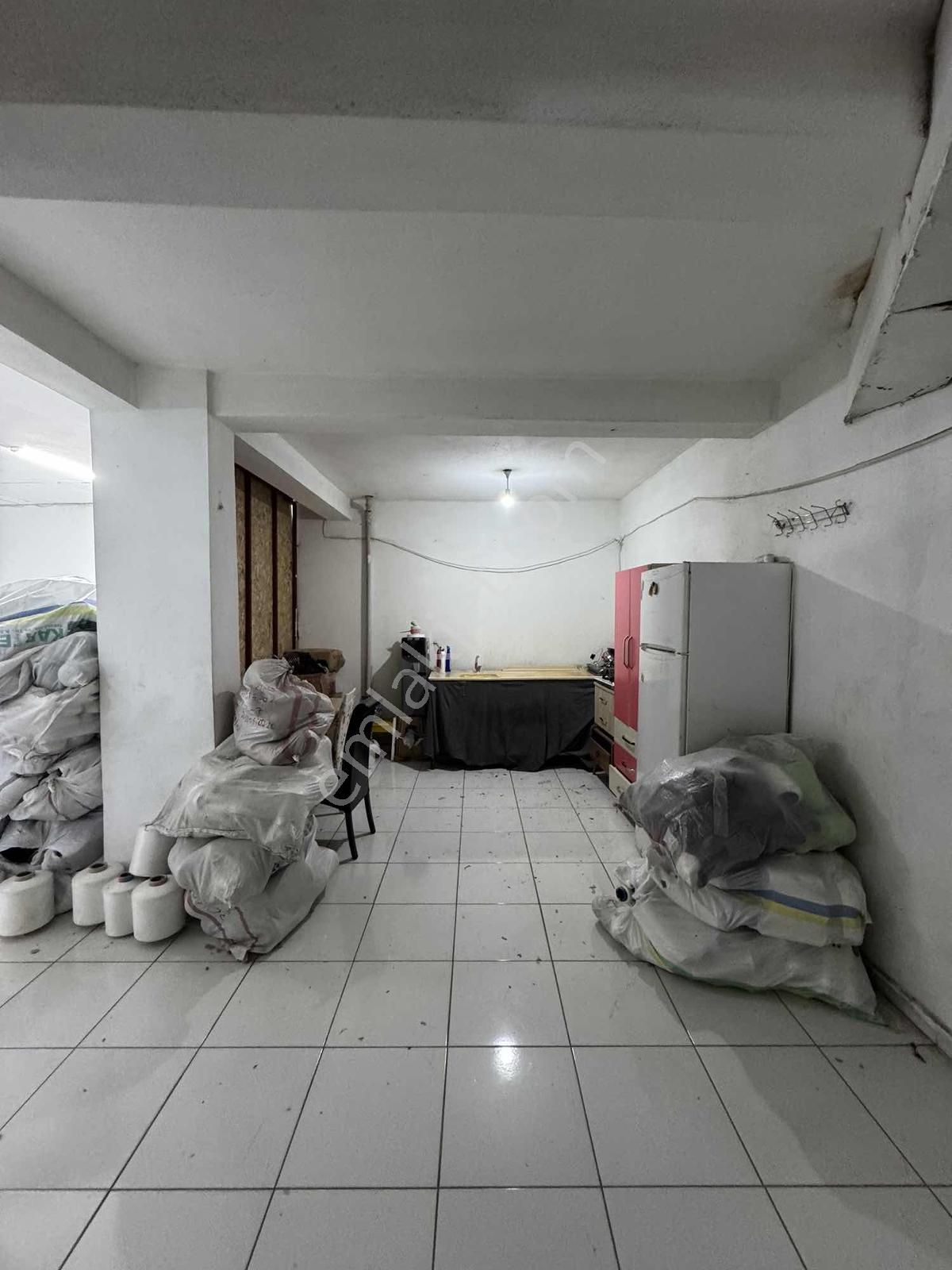 Atalay Caddesi Üzerinde Satılık 180 M2 Ayrıgirişli Depolu Dükkan - Görsel 13