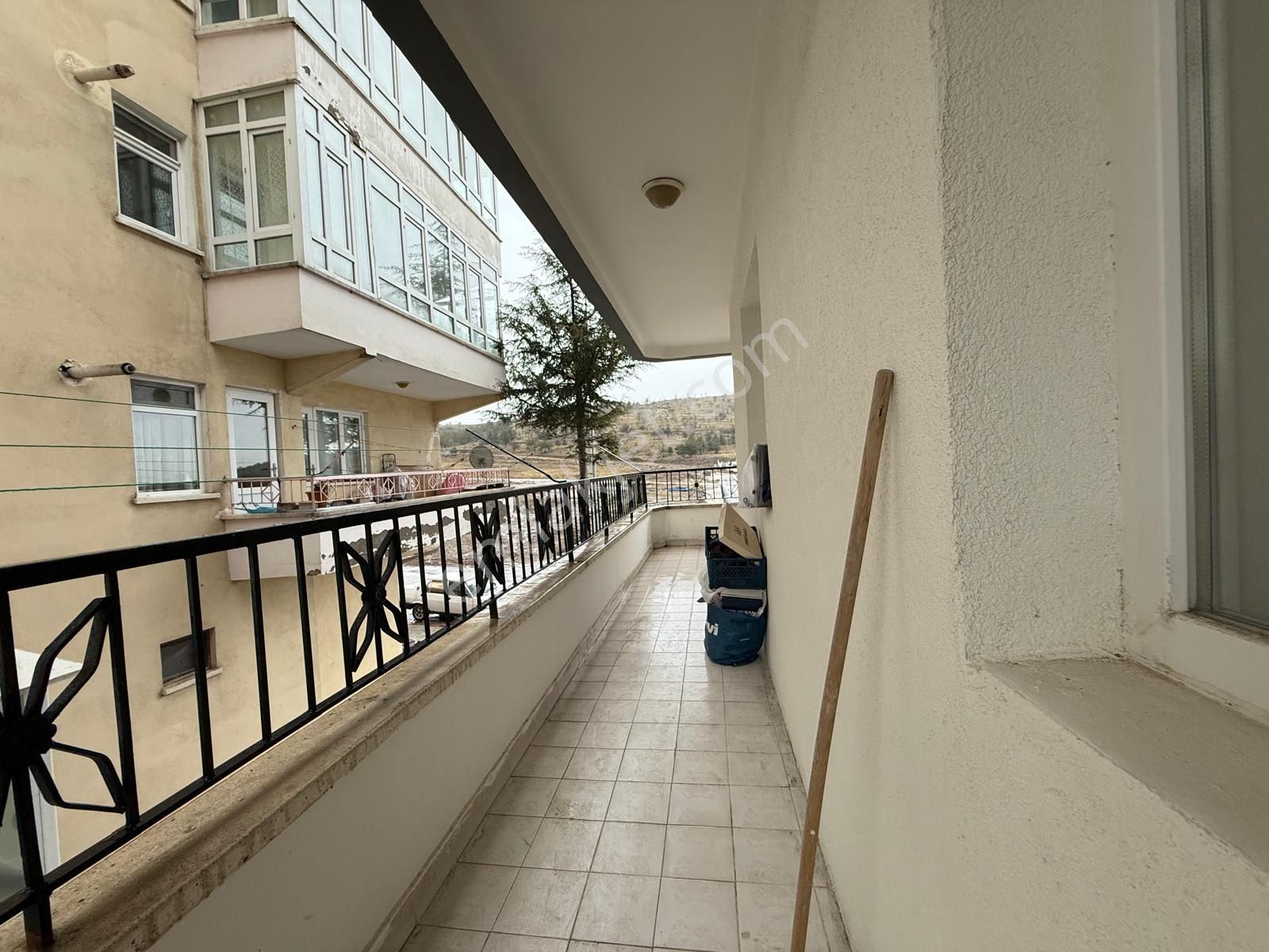 Kalecik Emlak'tan T. İleri Mah'de Millet Parkı Yakını Yapılı Masarfsız 2+1 - Görsel 17