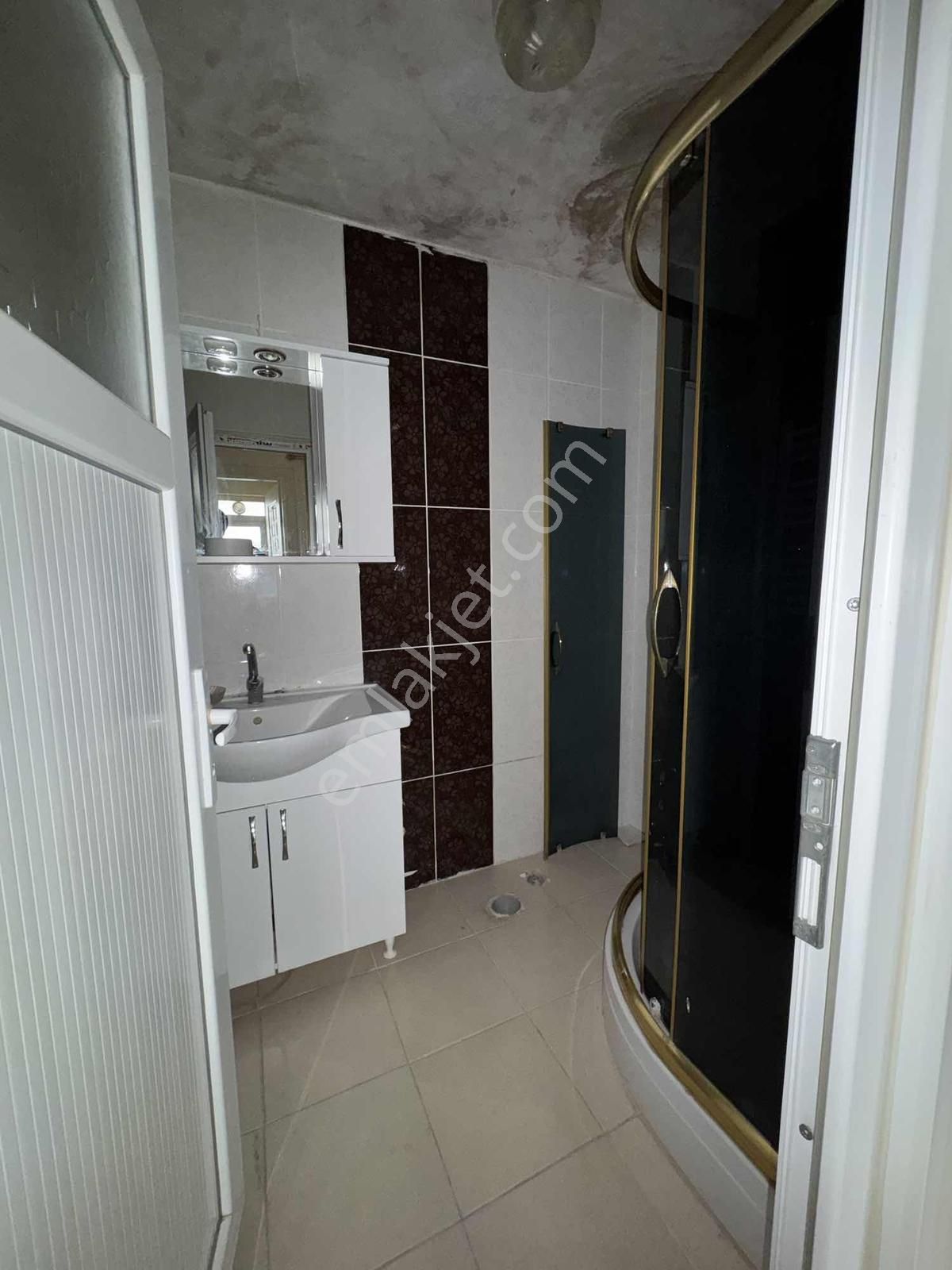 Doğan Araslının Dibinde Kiralık 2+1 Asansörlü Arakat Daire - Görsel 15