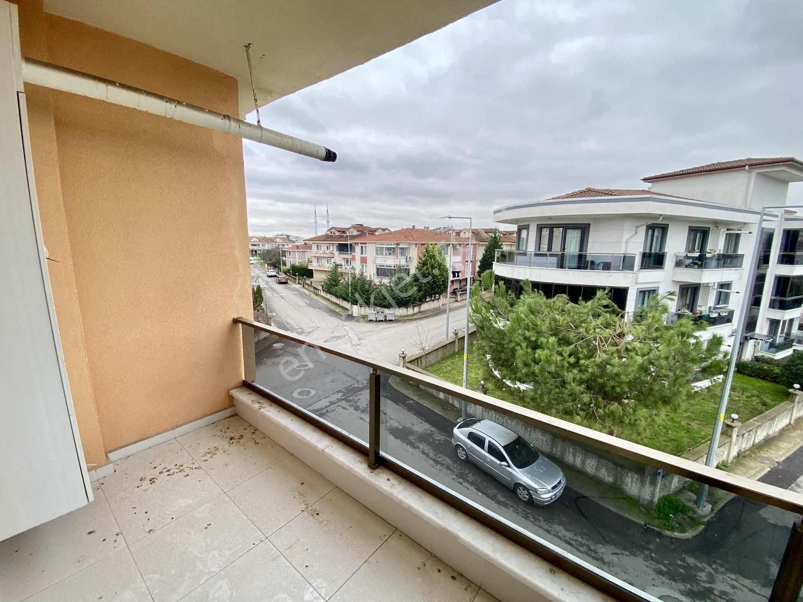 Serdivan Avm'ye 400m.ebeveyn Banyolu 3+1 Ferah Kiralık Daire - Görsel 2