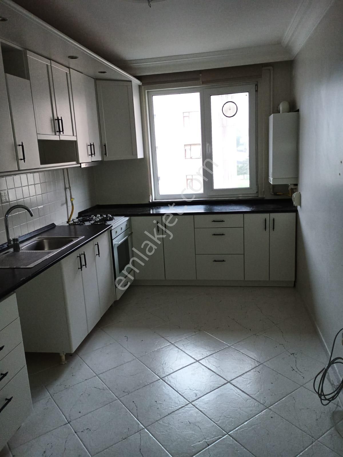 Cevizli Dragos Sahil Mevkii 3+1 Klima+kombi+asansör 7/6 Kat - Görsel 17