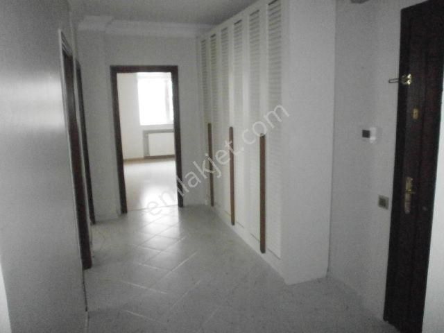 Cevizli Dragos Sahil Mevkii 3+1 Klima+kombi+asansör 7/6 Kat - Görsel 28