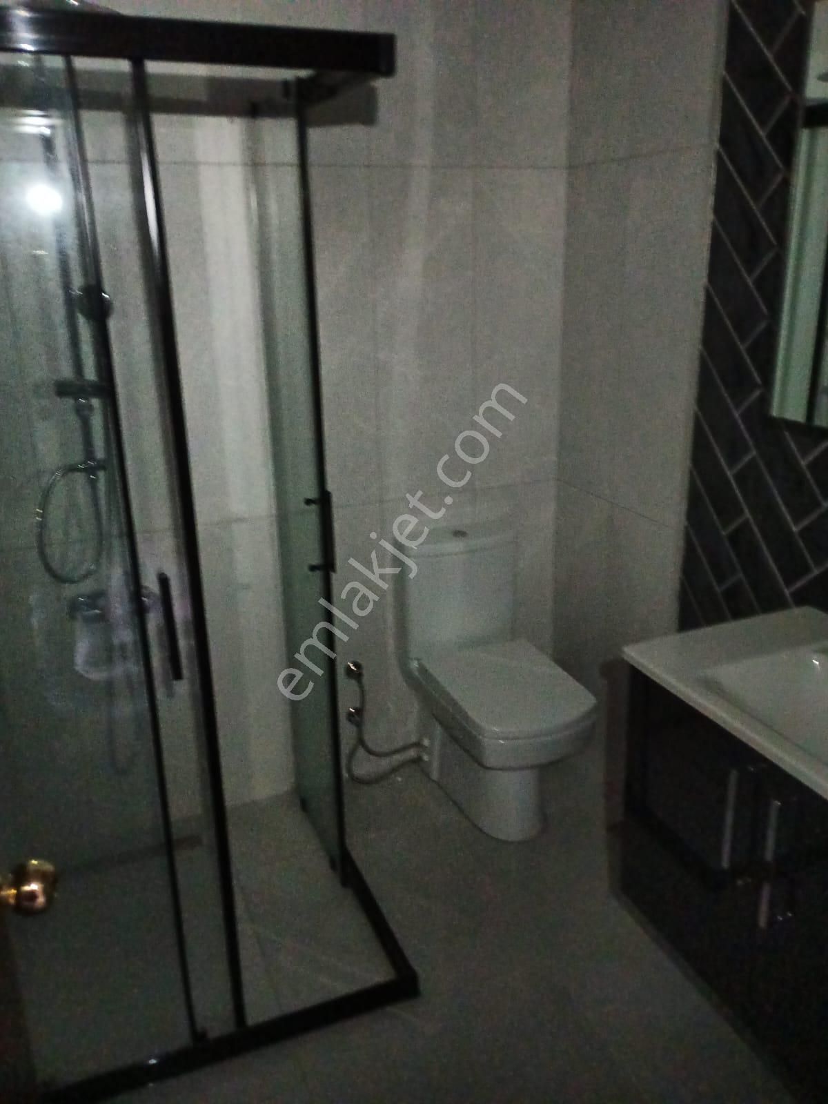 Cevizli Dragos Sahil Mevkii 3+1 Klima+kombi+asansör 7/6 Kat - Görsel 20