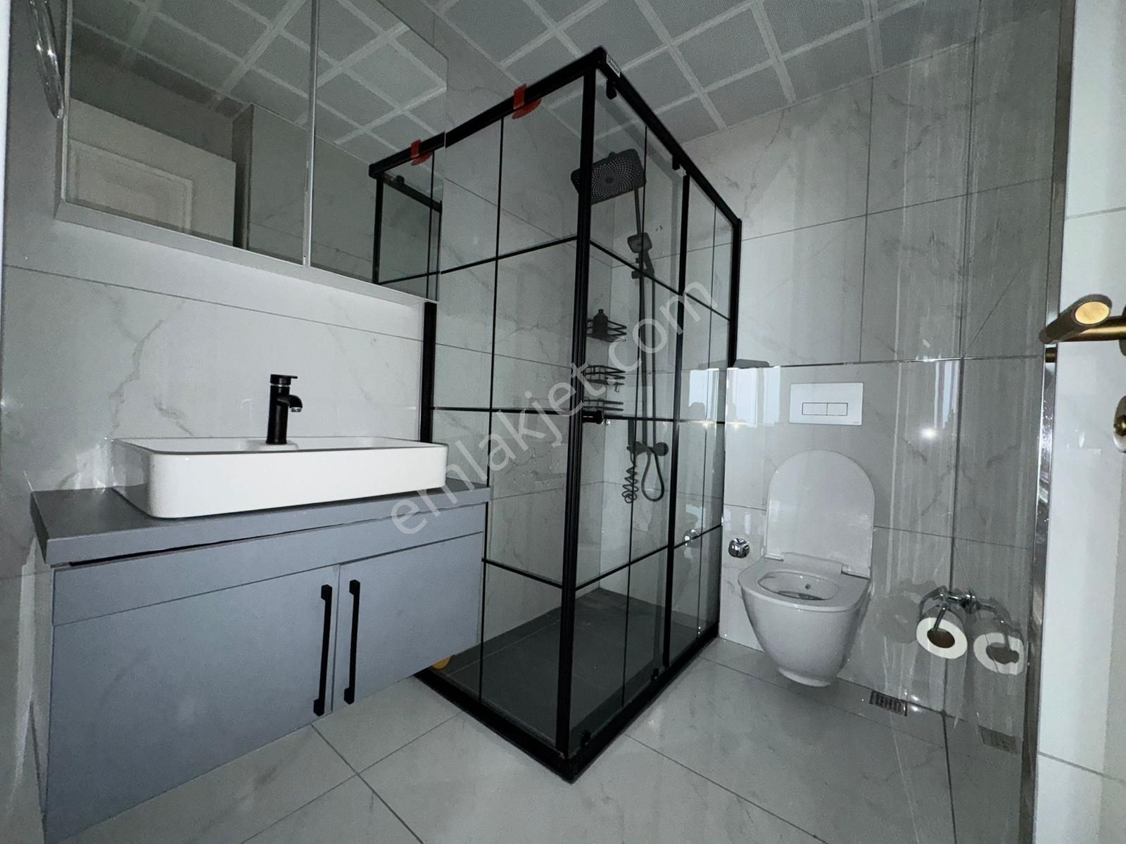 Büyükçekmece De Kiralık 4+2 Daire Deniz Manzaralı Merkezi Konum - Görsel 9