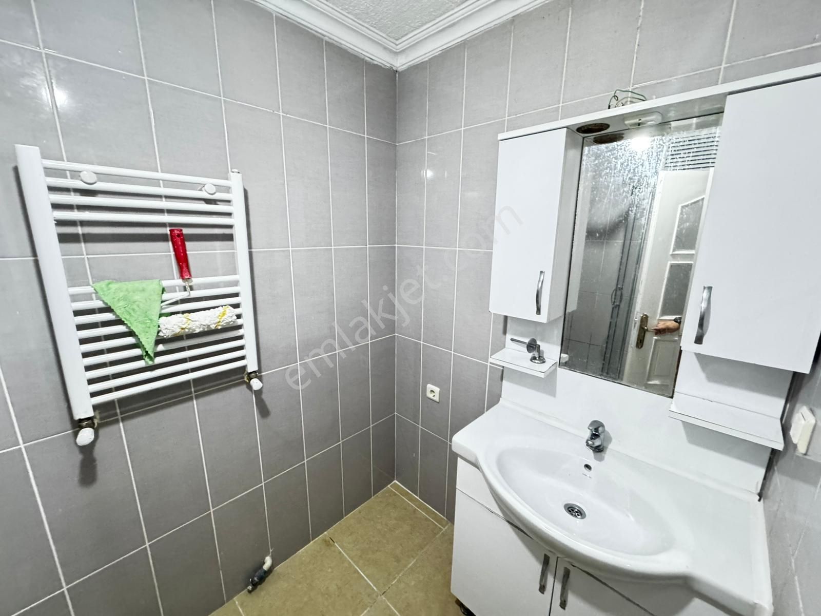 Cumhuriyet Mah. 3+1 Net 100 M² Kullanışlı Ters Dubleks - Görsel 21