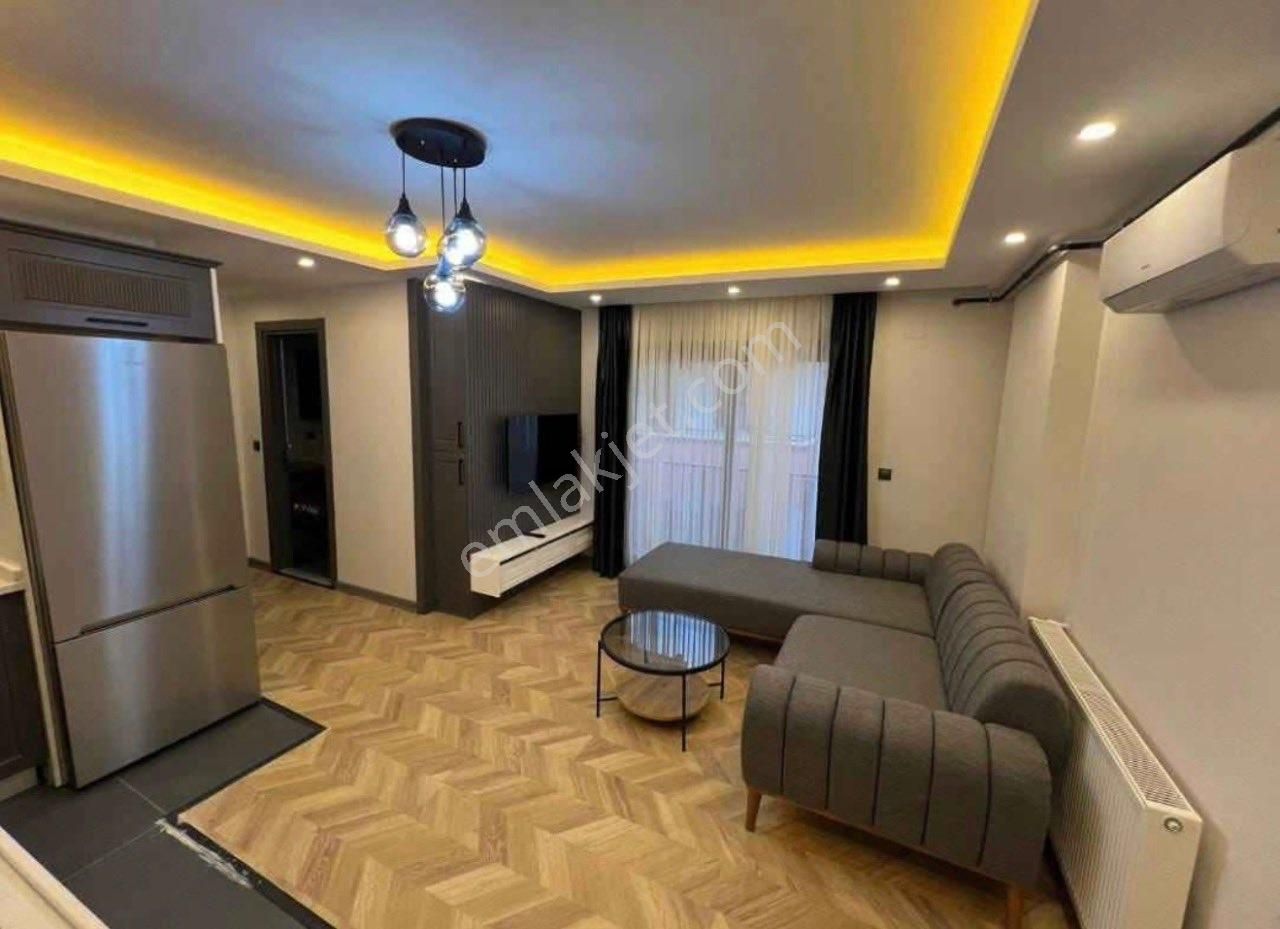Reşatbey Mahallesinde Full Eşyalı, Lüks 1+1 Kiralık Daire