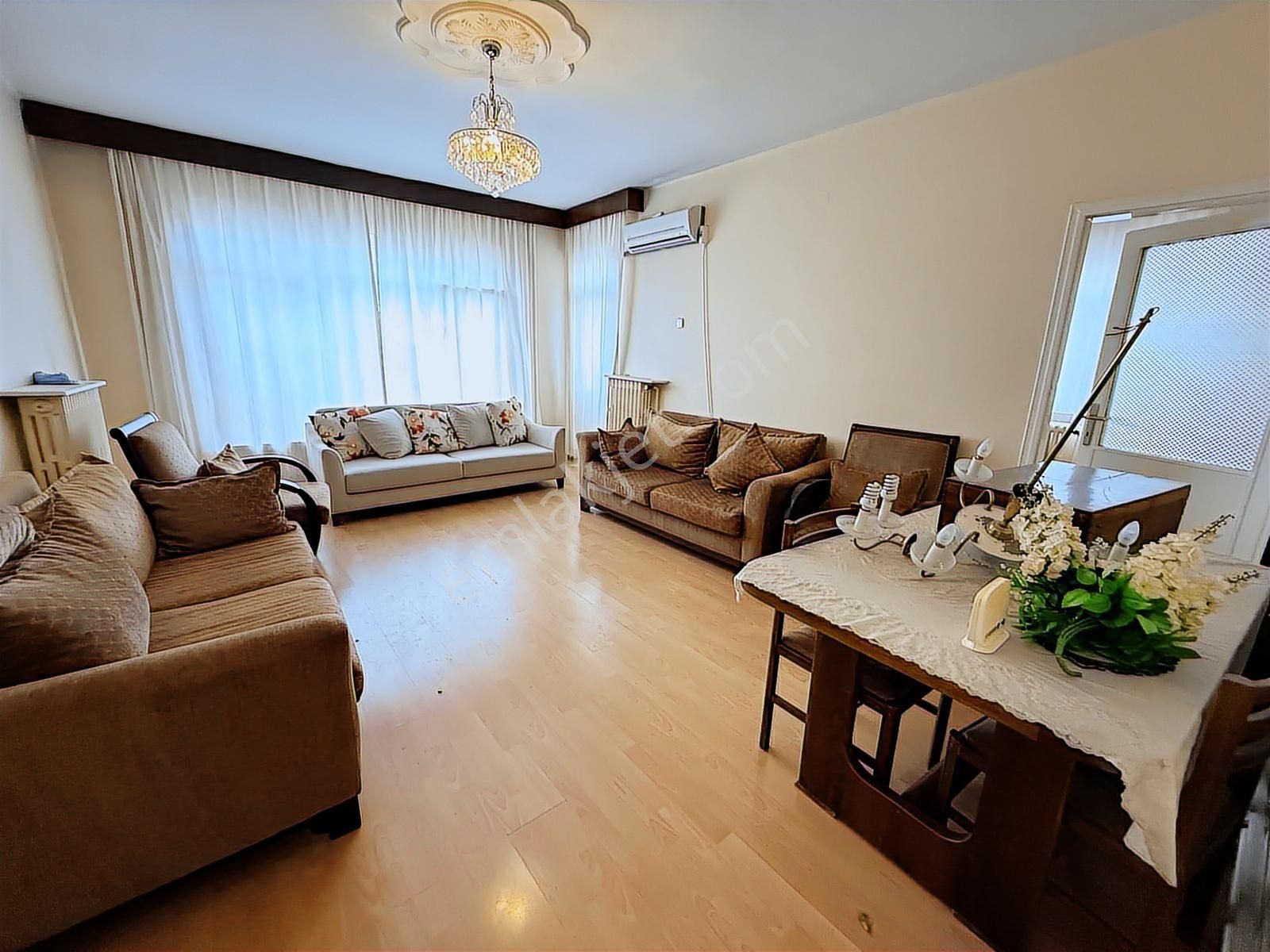 Metro Yakını Orta Kat 3+1 Geniş Kiralık Daire - Görsel 3