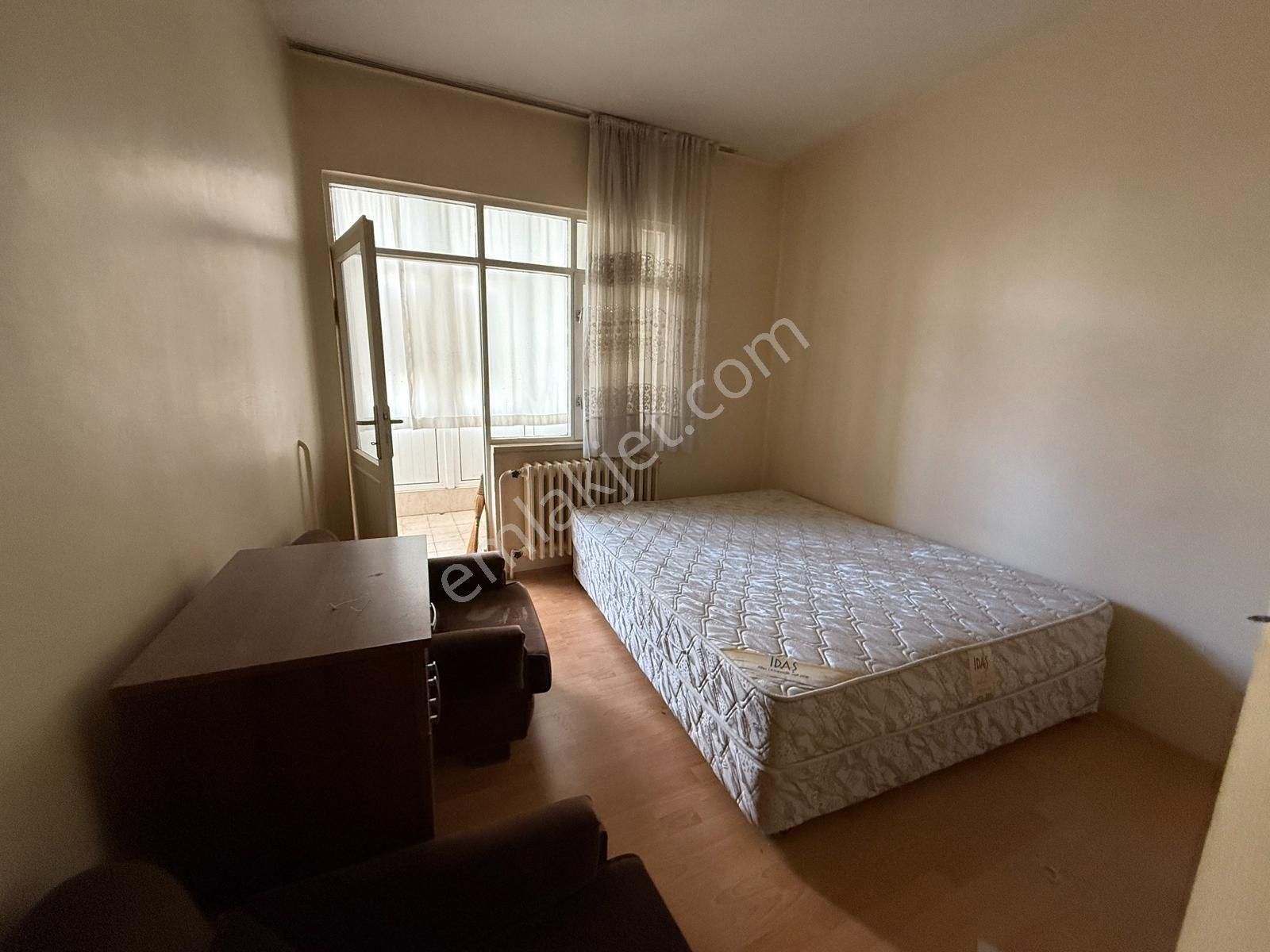 Metro Yakını Orta Kat 3+1 Geniş Kiralık Daire - Görsel 10