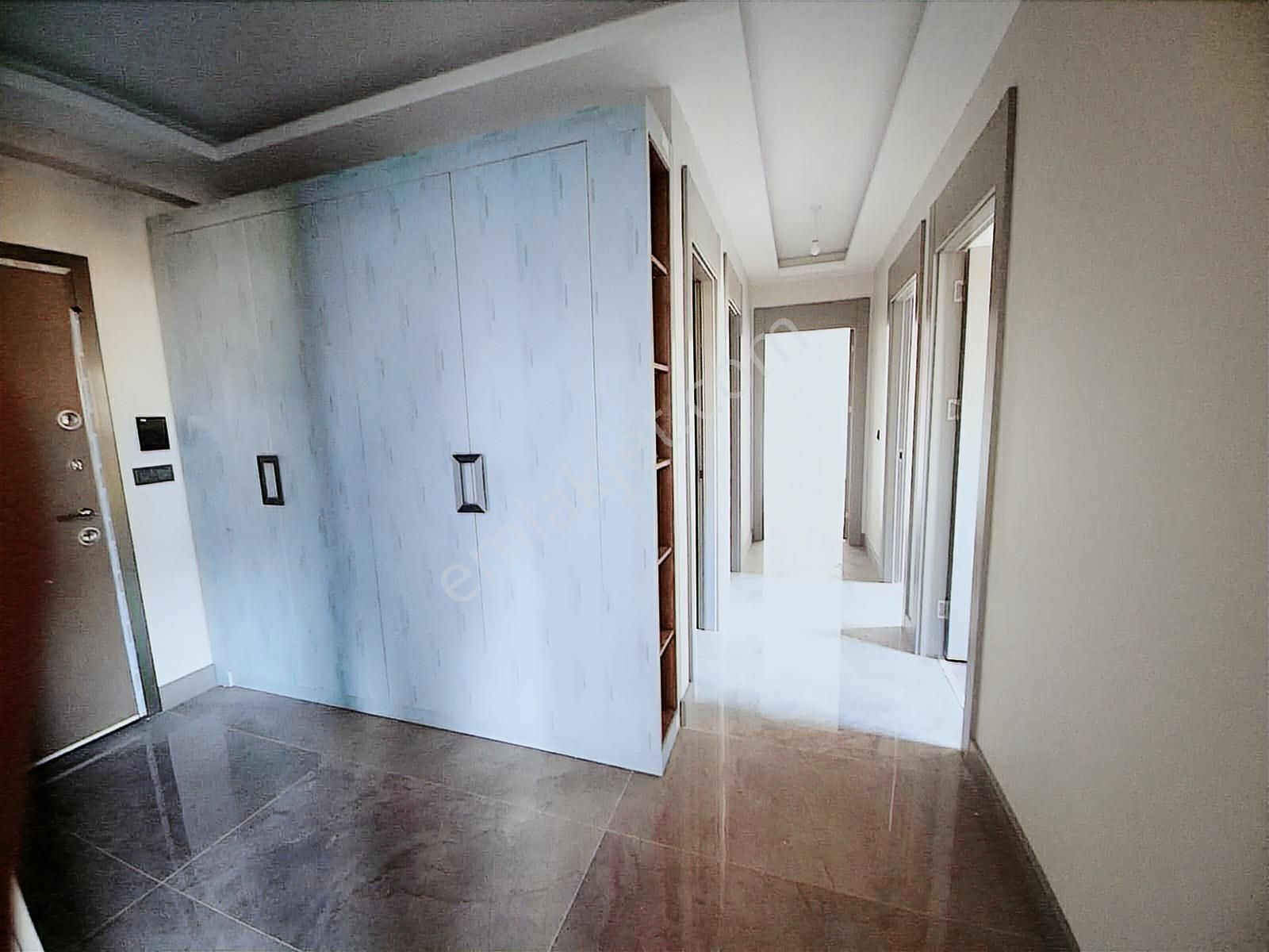 Remax Anı 'dan Hasbahçe Evleri 'nde Satılık 3,5+1 Ara Kat Daire - Görsel 3