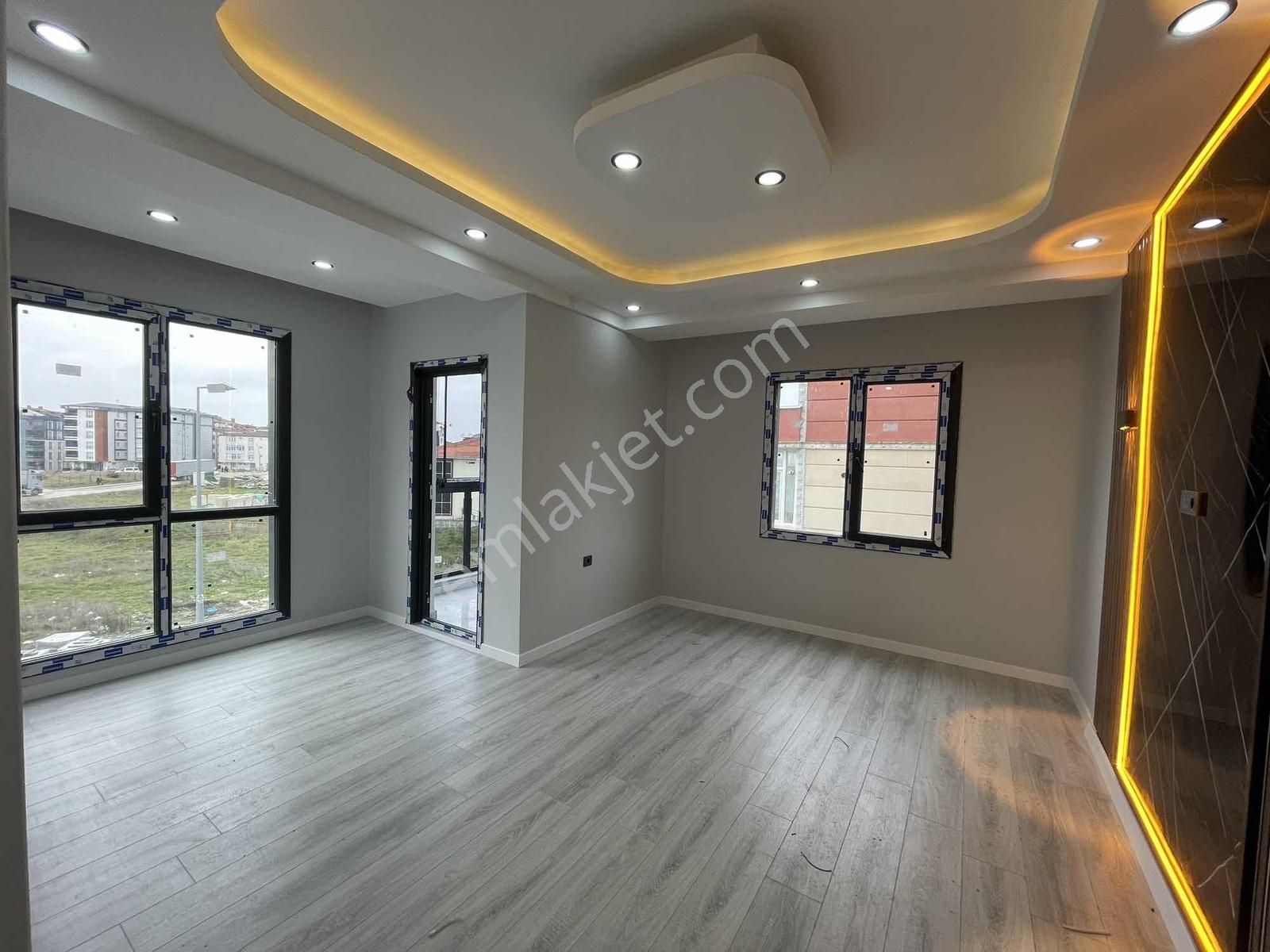 Akdoğanlardan Tepede Satılık Arakat Ultra Lüx 2+1 Daire