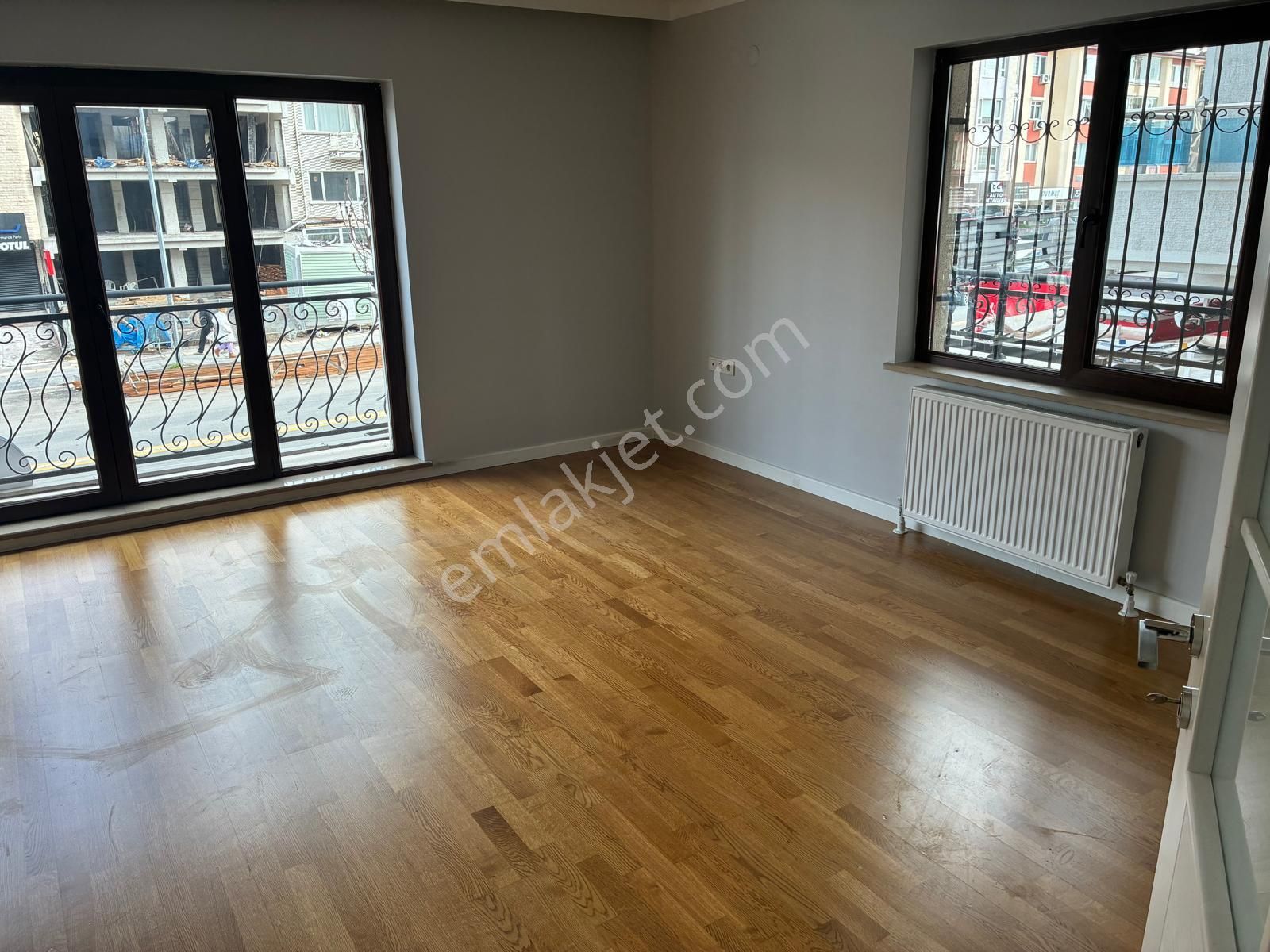 Filizden Emek Bişkek De Katta Kiralık 3+1 Asansörlü Ön Cephe - Görsel 7