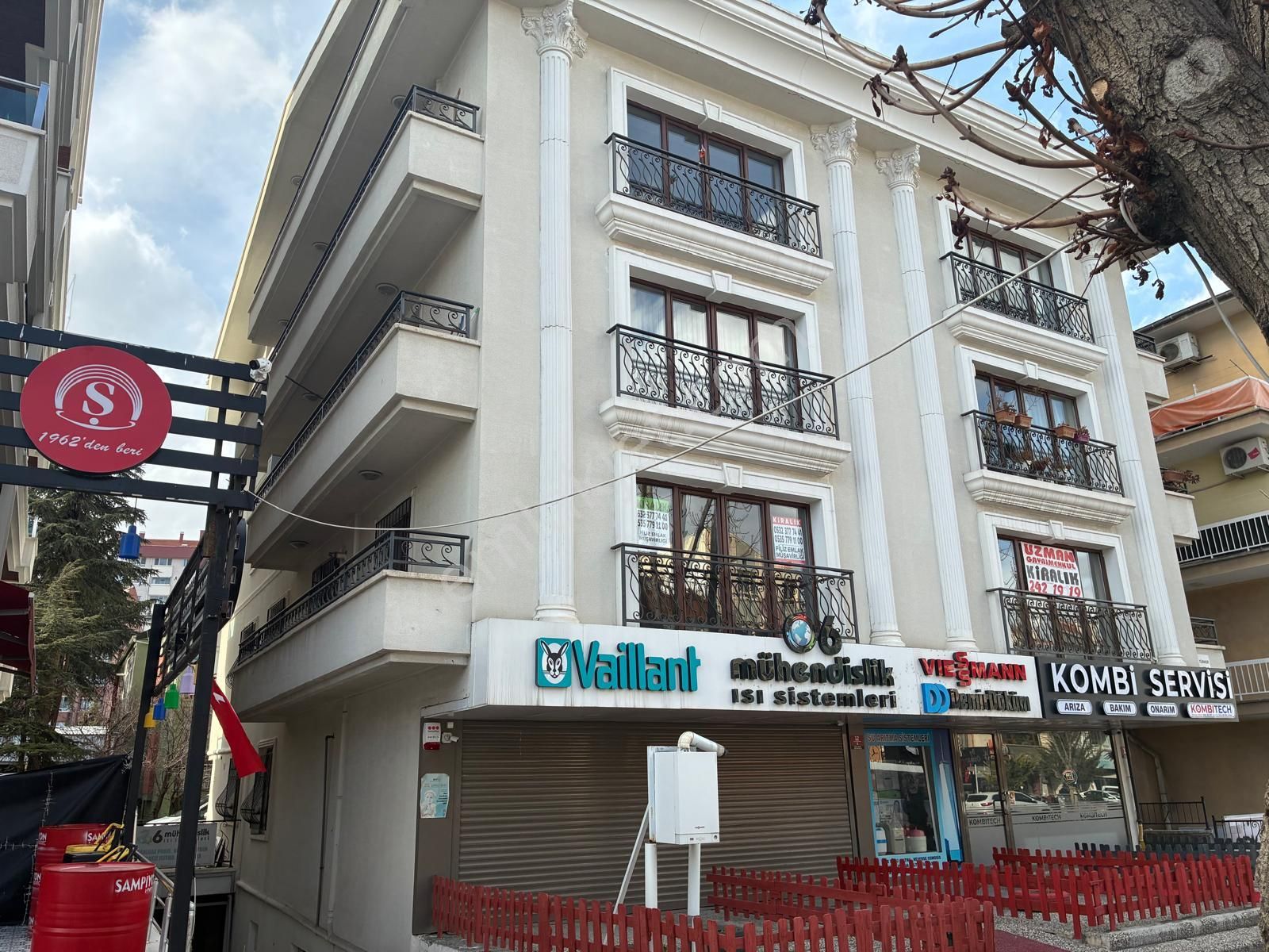 Filizden Emek Bişkek De Katta Kiralık 3+1 Asansörlü Ön Cephe - Görsel 2