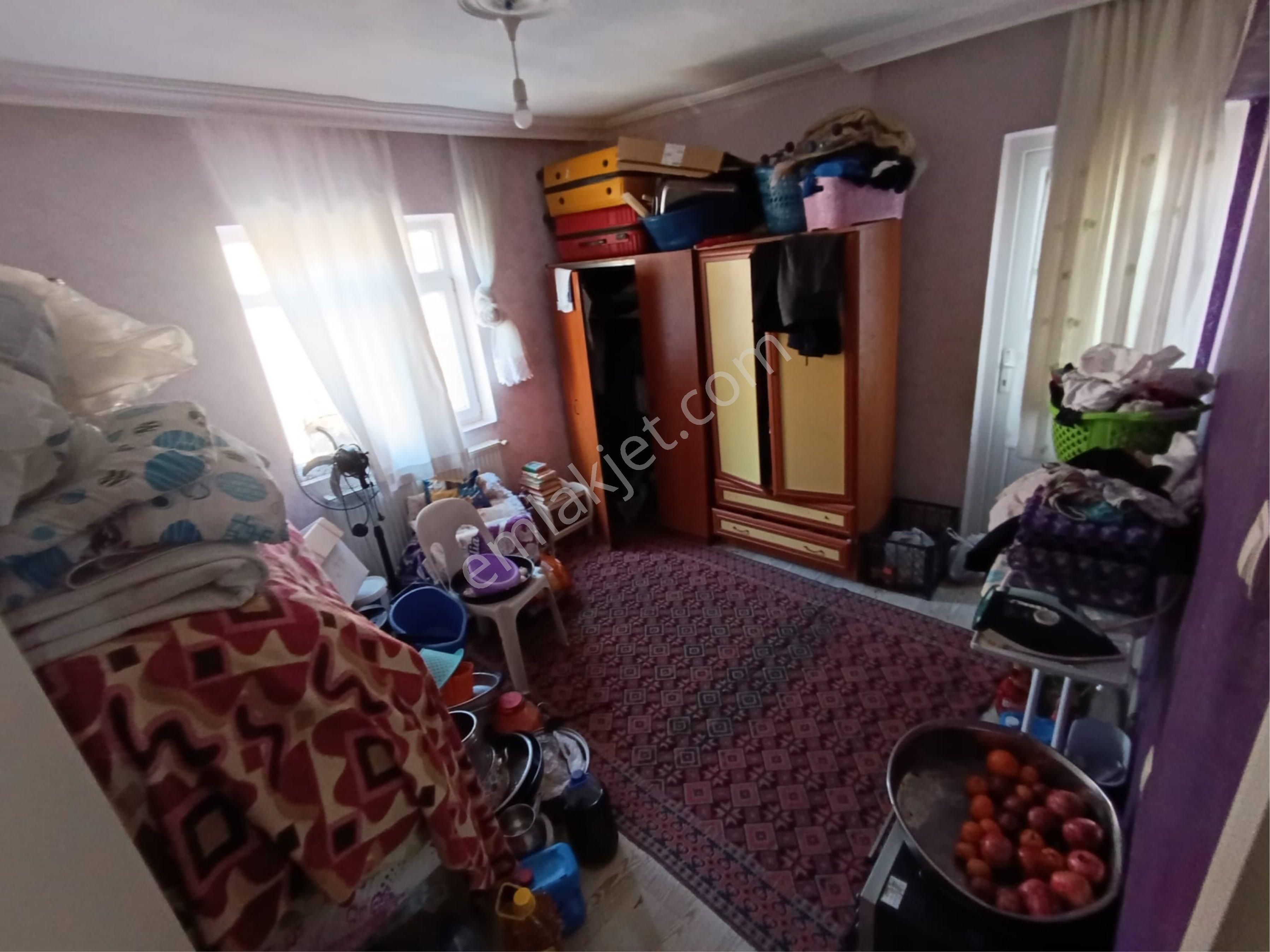 Atatürk Mah'de Ara Katta Merkezi Konumda Ön Cephe 3+1 Satılık Daire - Görsel 12