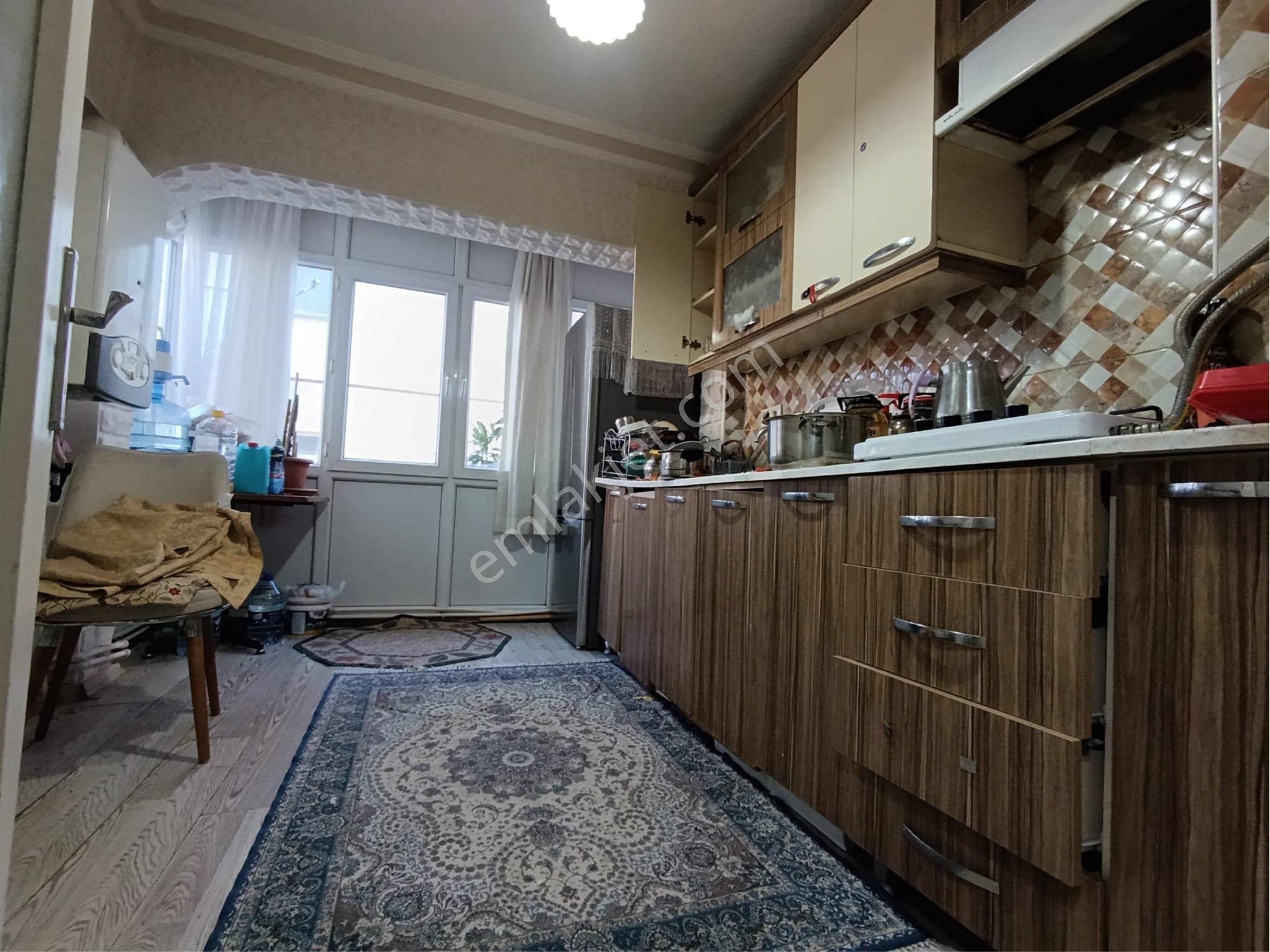 Atatürk Mah'de Ara Katta Merkezi Konumda Ön Cephe 3+1 Satılık Daire - Görsel 3