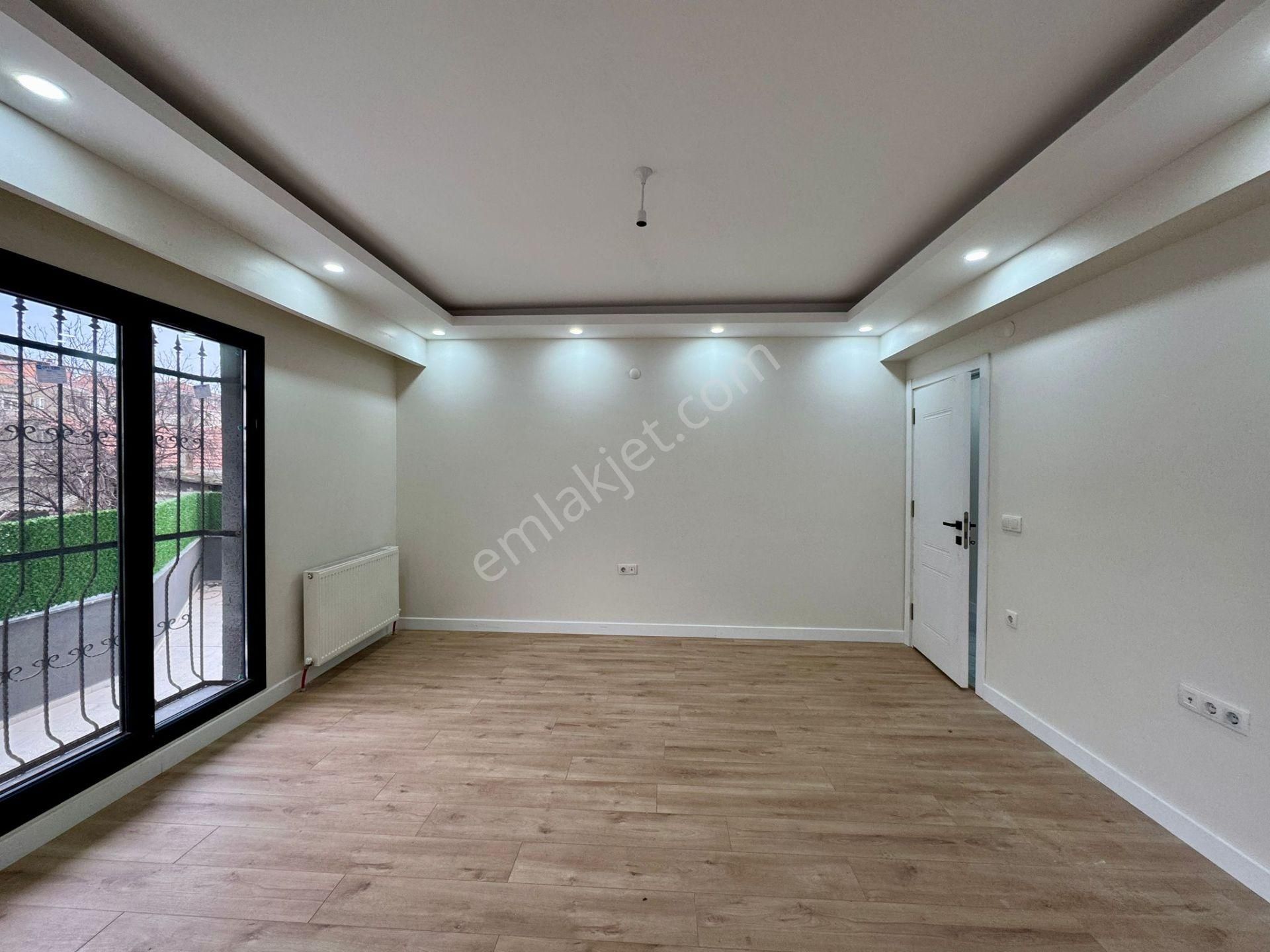 Goldhouse Dan Satılık Yüksek Giriş 2+1 Sıfır Daire - Görsel 3