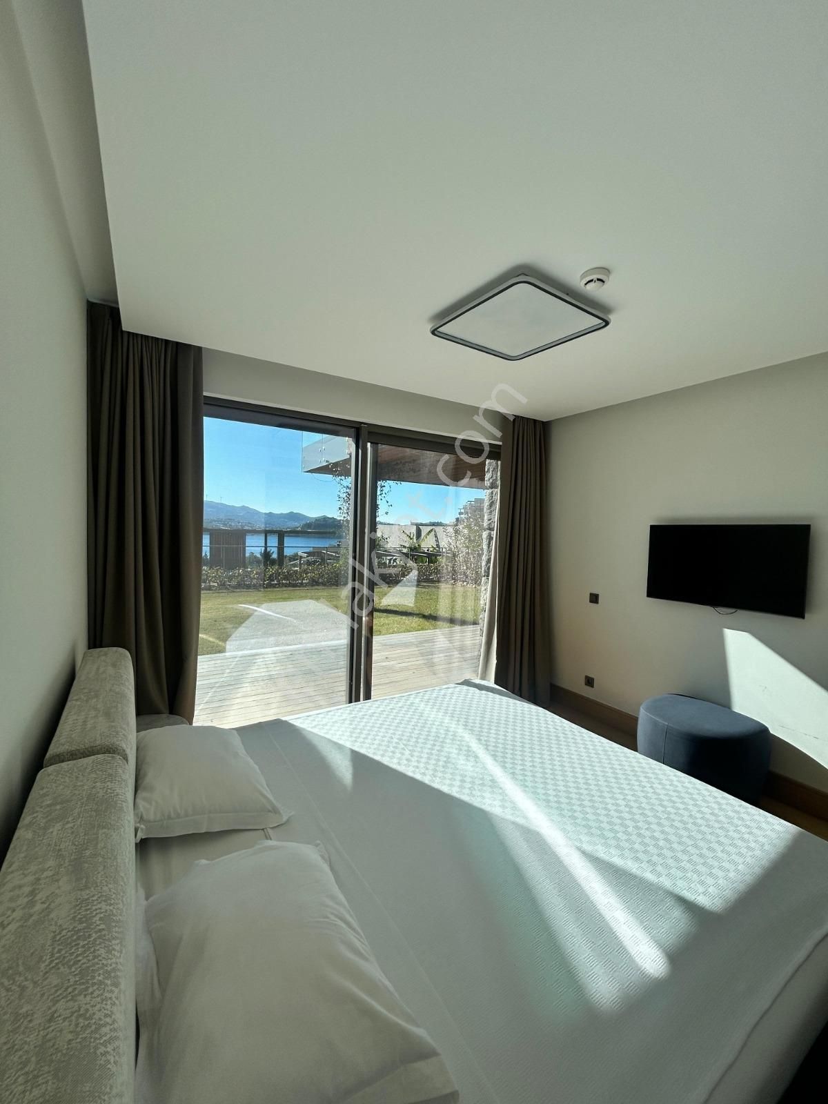 Yalıkavak Şerefiyesi Yüksek Deniz Manzaralı 6+1 Lüks Villa - Görsel 21