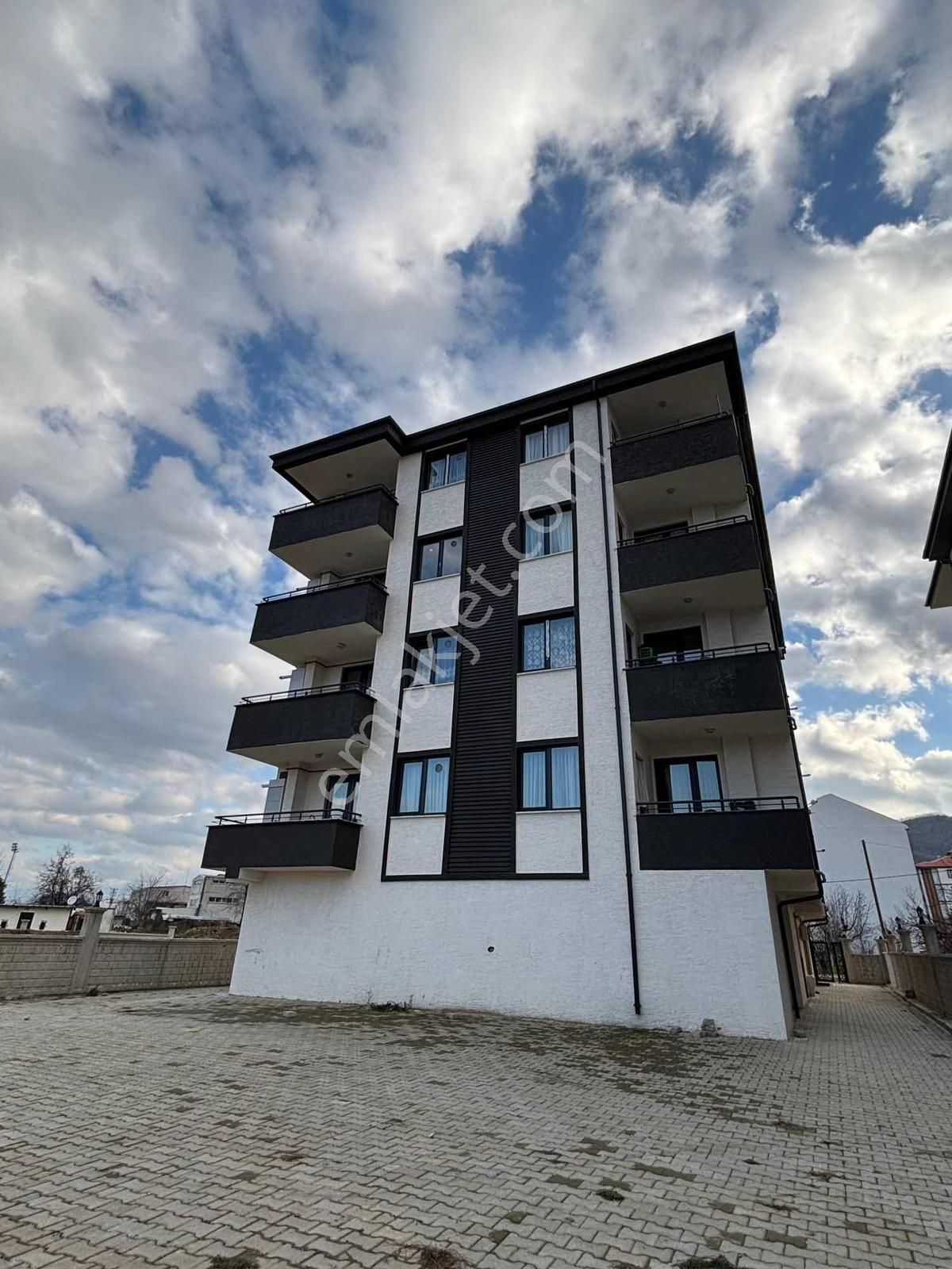 Cerrah Mah. Yatırım Fırsatı 2+1 Daire - Görsel 9